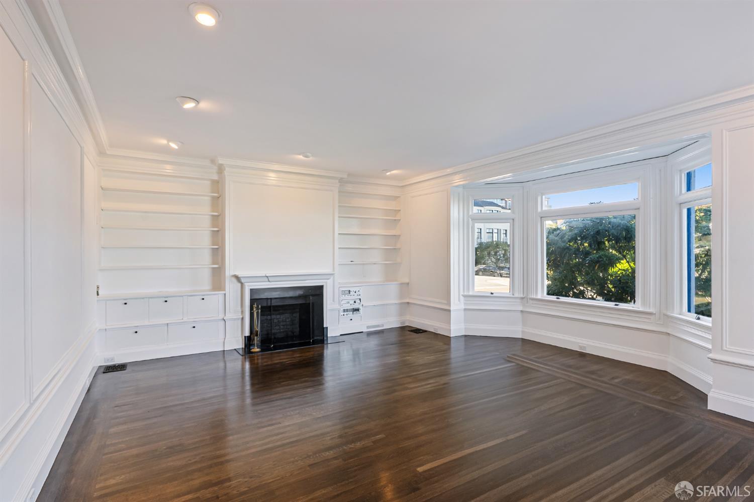 Detail Gallery Image 8 of 74 For 2521 Broadway, San Francisco,  CA 94115 - 7 Beds | 6/1 Baths