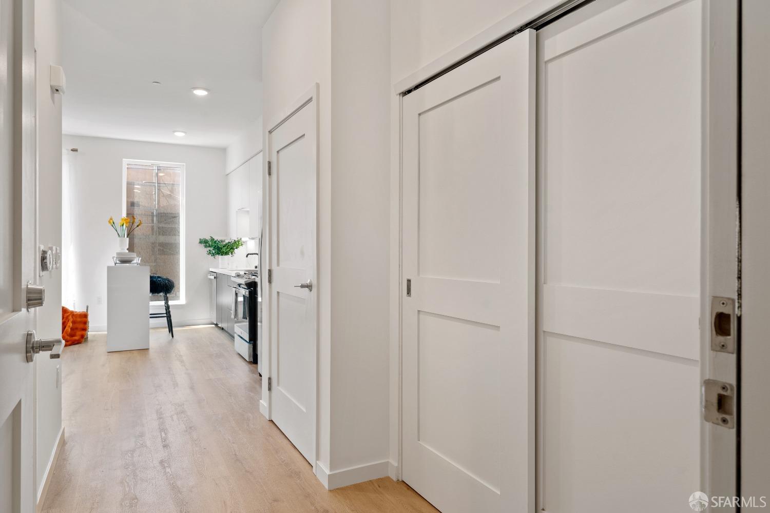 Photo #9: 425084542 Listing: Photo #9