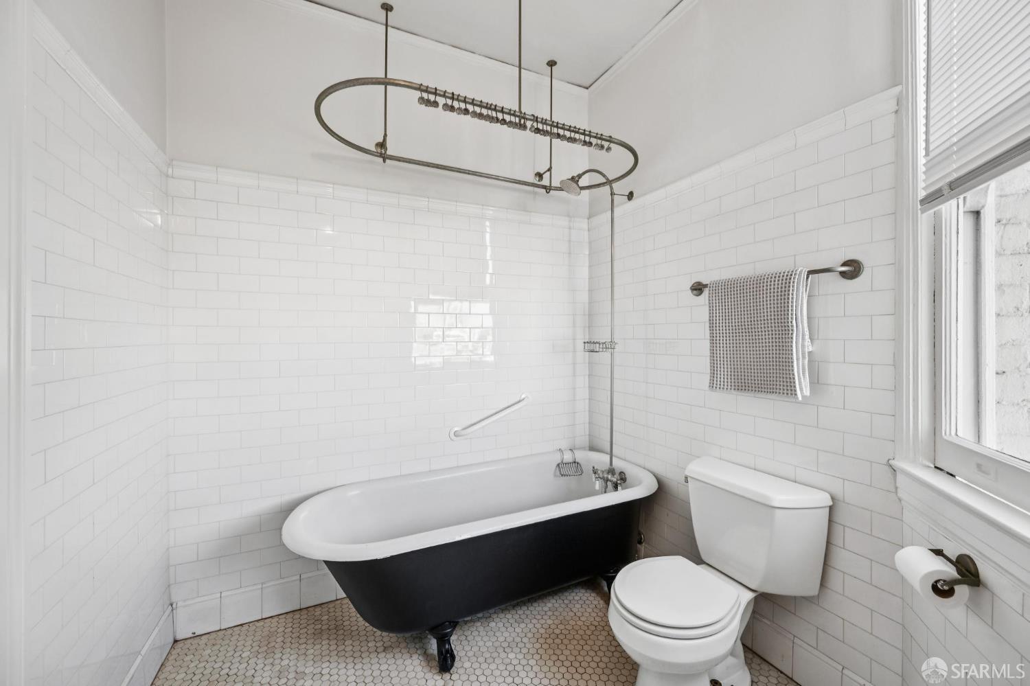 Detail Gallery Image 62 of 87 For 901 Powell St #18,  San Francisco,  CA 94108 - 3 Beds | 2 Baths