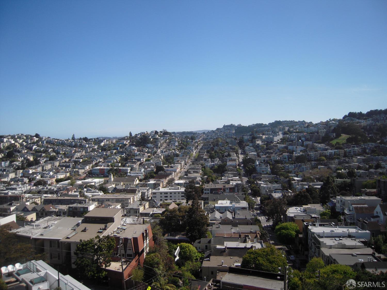 Detail Gallery Image 22 of 25 For 168 Museum Way, San Francisco,  CA 94114 - 2 Beds | 2 Baths