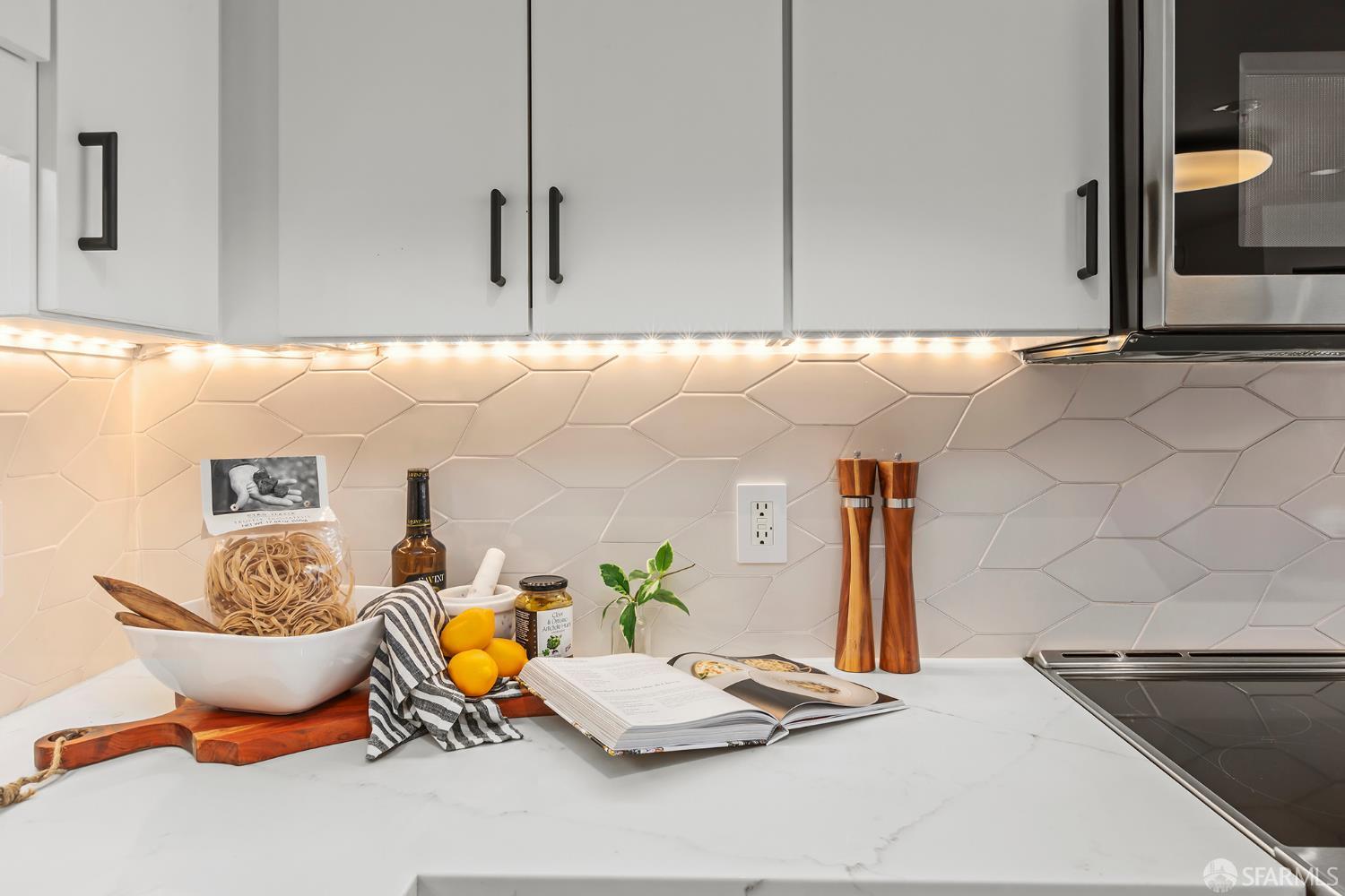 Photo #17: 425084606 Listing: Photo #17