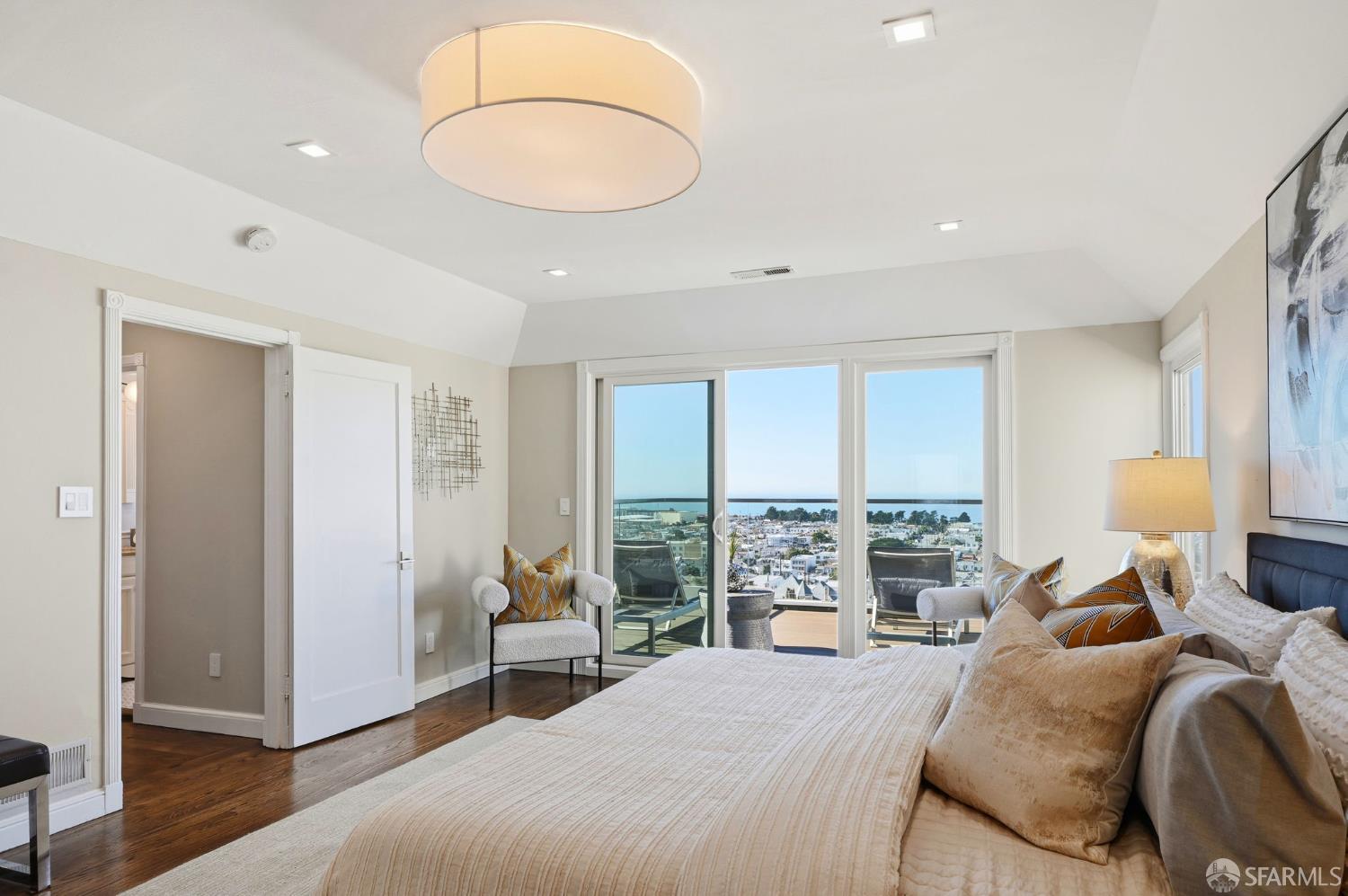 Detail Gallery Image 51 of 97 For 1983 15th Ave, San Francisco,  CA 94116 - 5 Beds | 4/1 Baths