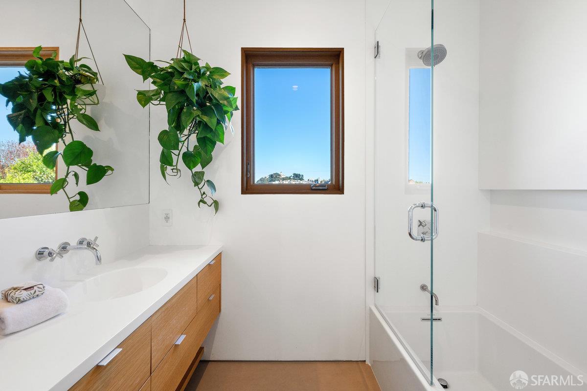 Detail Gallery Image 37 of 61 For 550 9th Ave, San Francisco,  CA 94118 - 4 Beds | 2/1 Baths