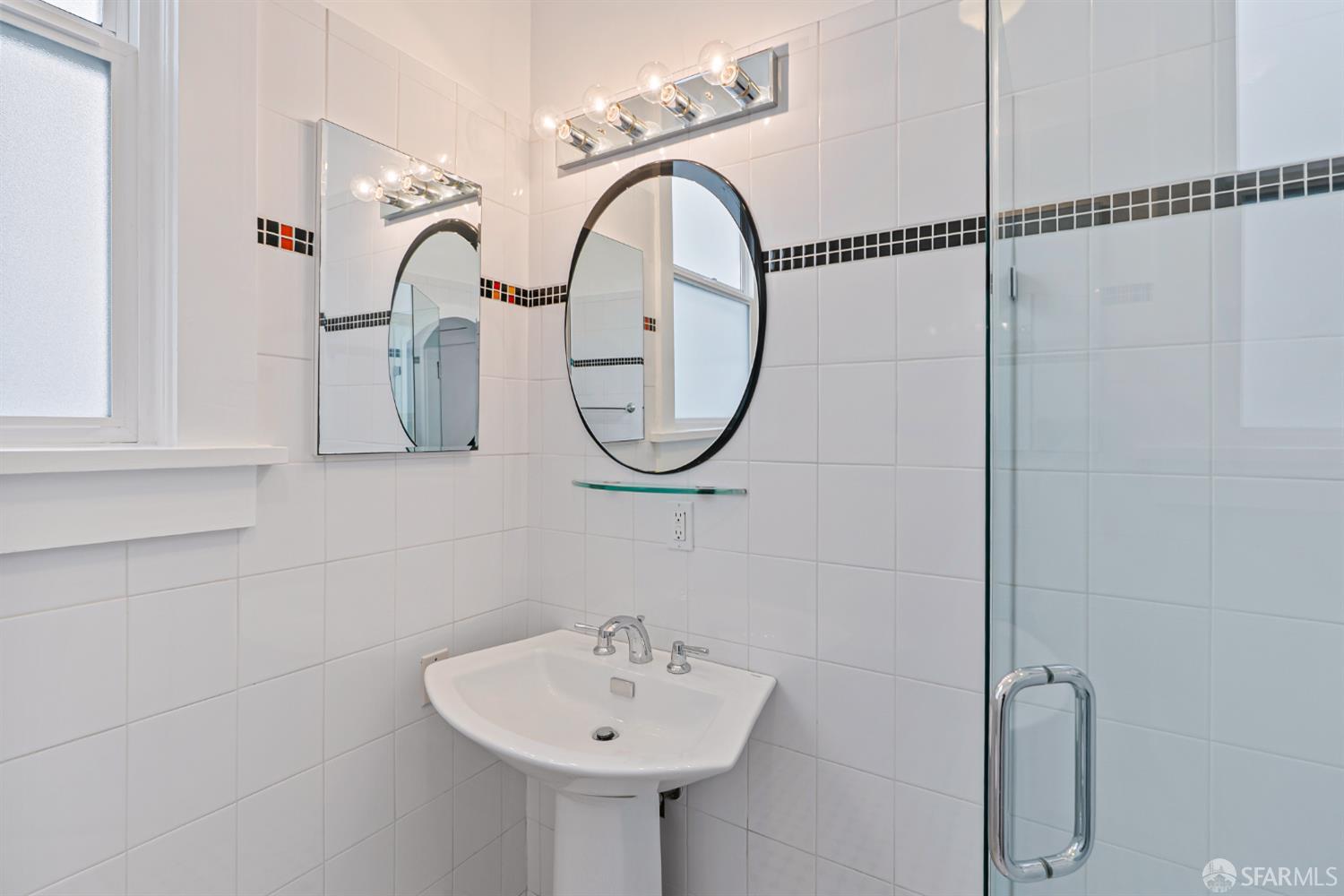 Detail Gallery Image 23 of 74 For 2521 Broadway, San Francisco,  CA 94115 - 7 Beds | 6/1 Baths