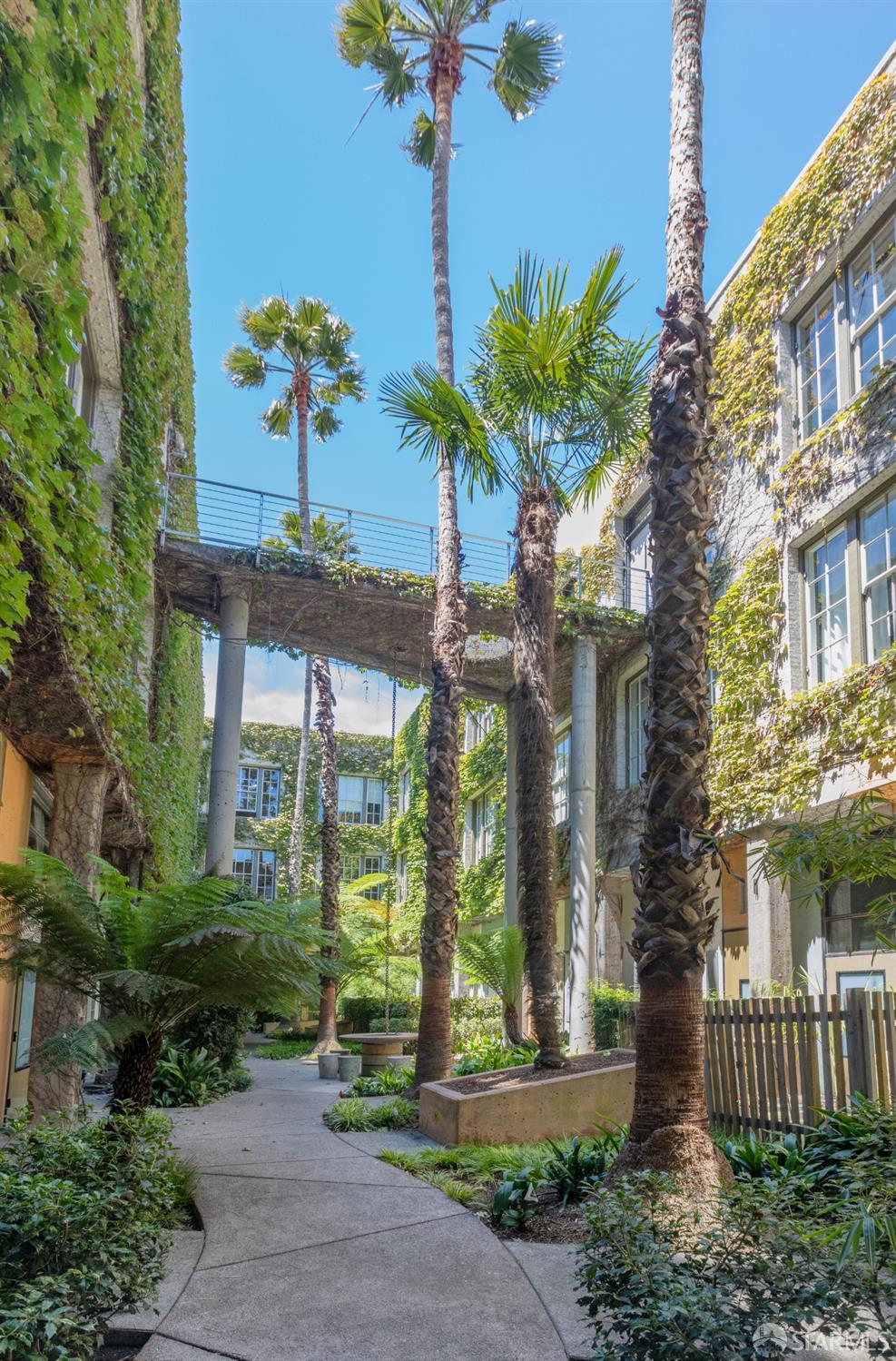 Photo #36: 425084606 Listing: Photo #36