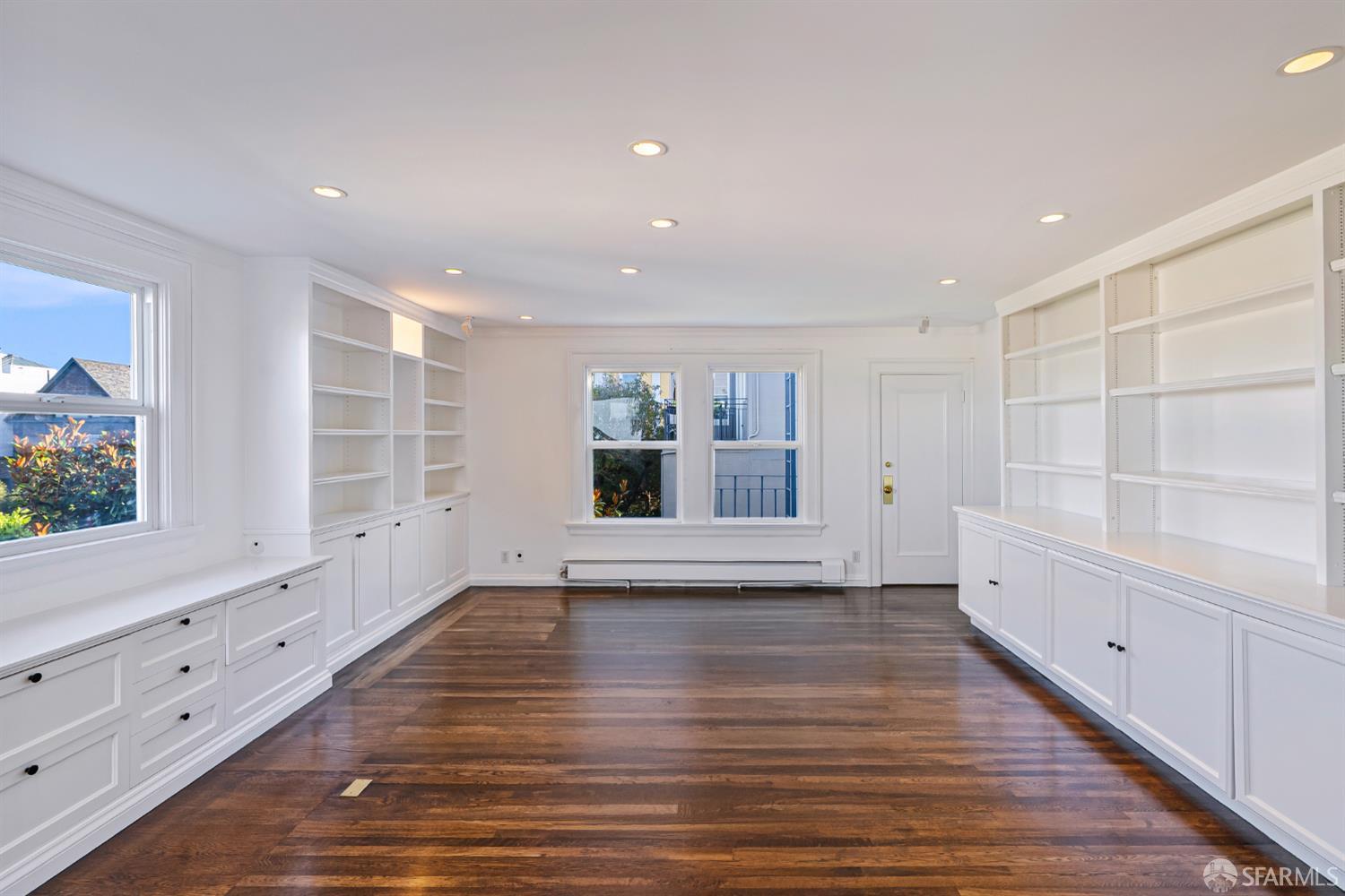 Detail Gallery Image 37 of 74 For 2521 Broadway, San Francisco,  CA 94115 - 7 Beds | 6/1 Baths