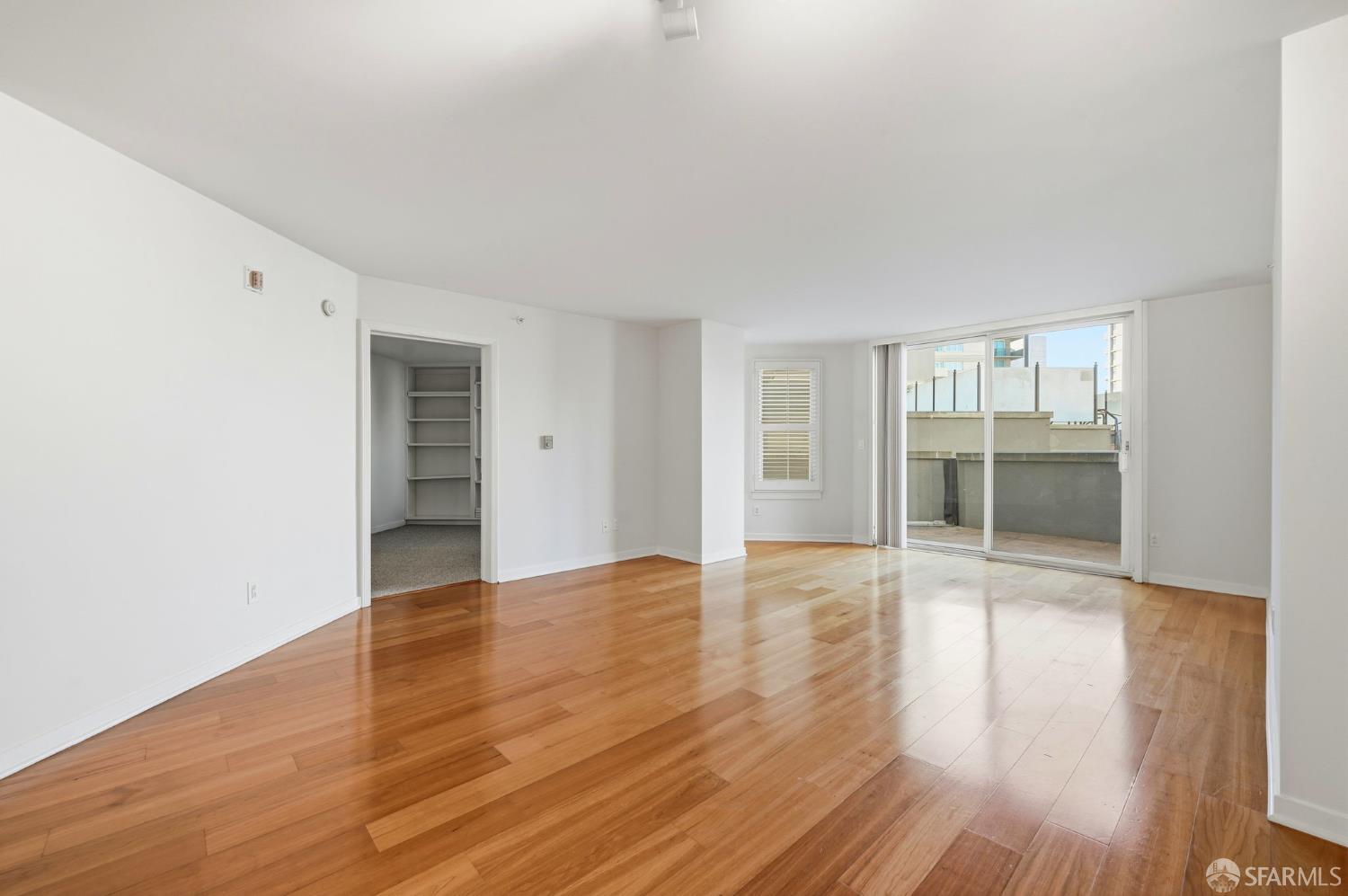 Detail Gallery Image 10 of 46 For 1483 Sutter St #405,  San Francisco,  CA 94109 - 2 Beds | 2 Baths