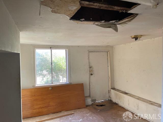 Detail Gallery Image 5 of 19 For 1645 48th Ave, San Francisco,  CA 94122 - 2 Beds | 1 Baths