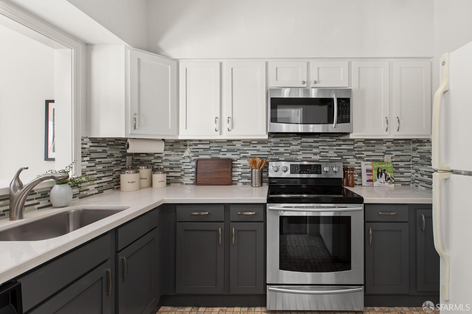 Photo #19: 425084212 Listing: Photo #19