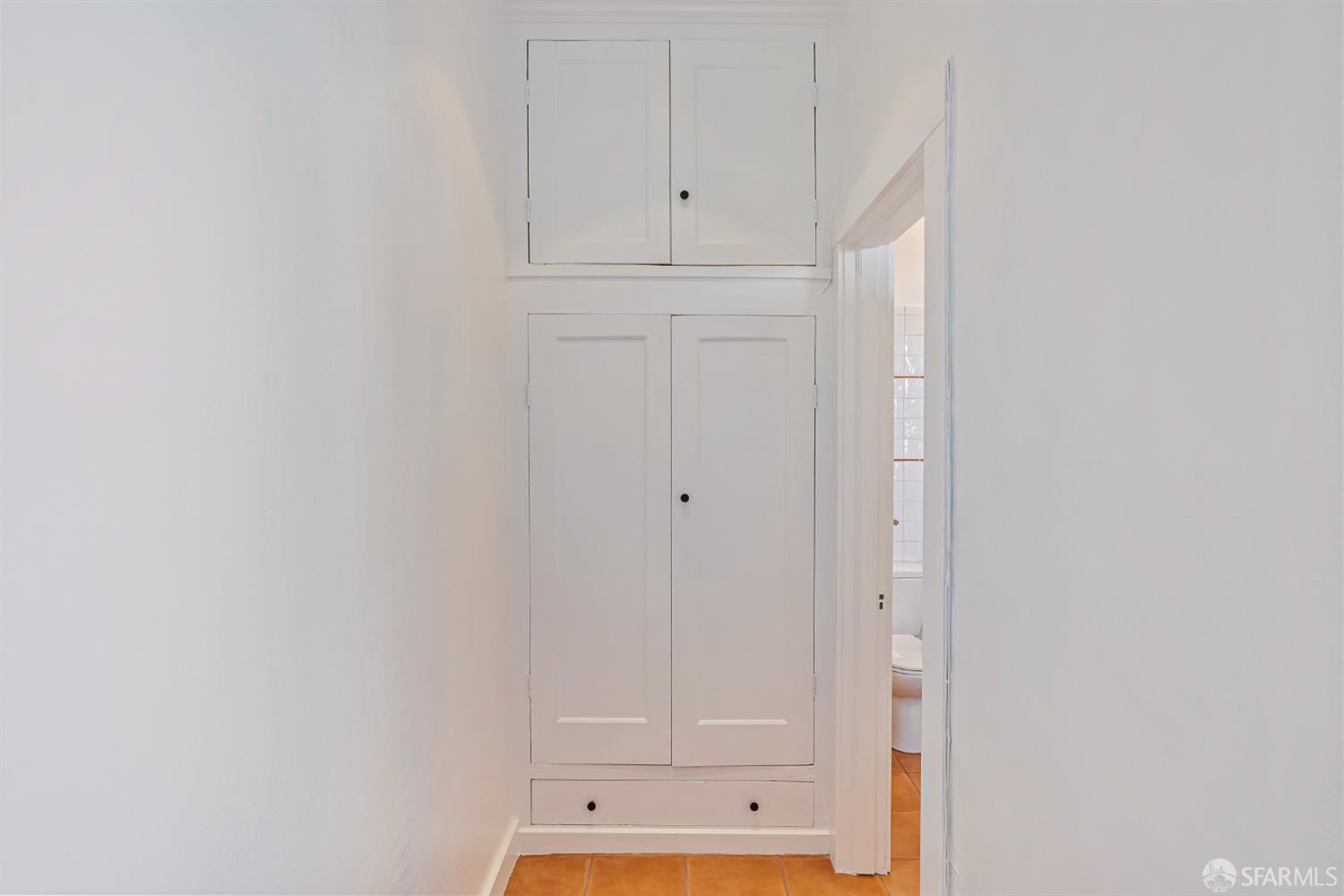 Detail Gallery Image 65 of 74 For 2521 Broadway, San Francisco,  CA 94115 - 7 Beds | 6/1 Baths