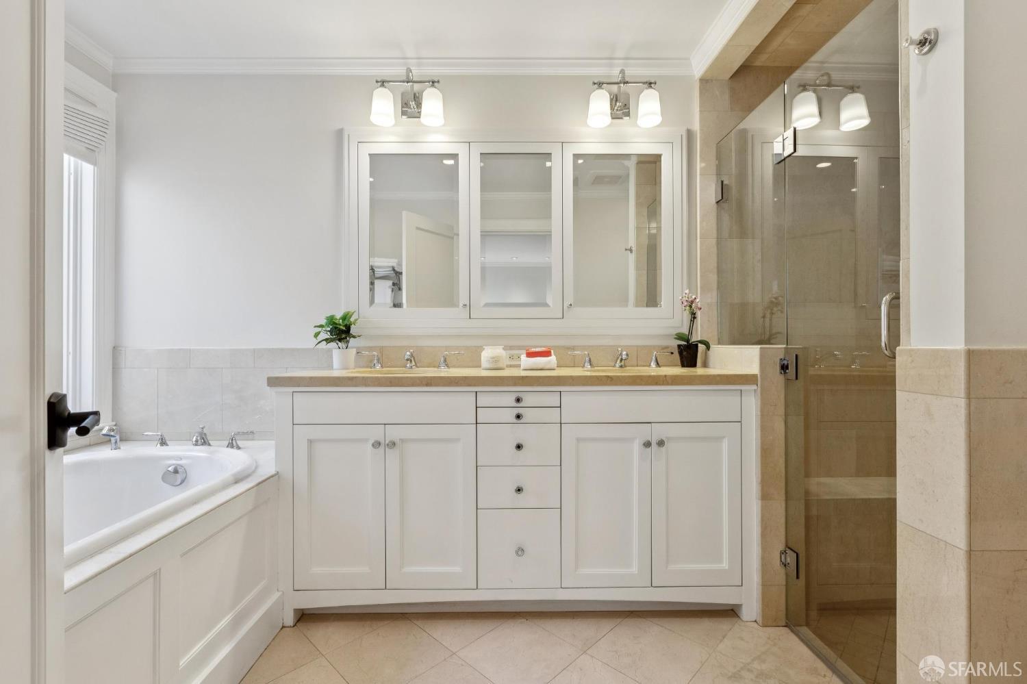 Detail Gallery Image 31 of 40 For 135 Avila St, San Francisco,  CA 94123 - 3 Beds | 2/1 Baths