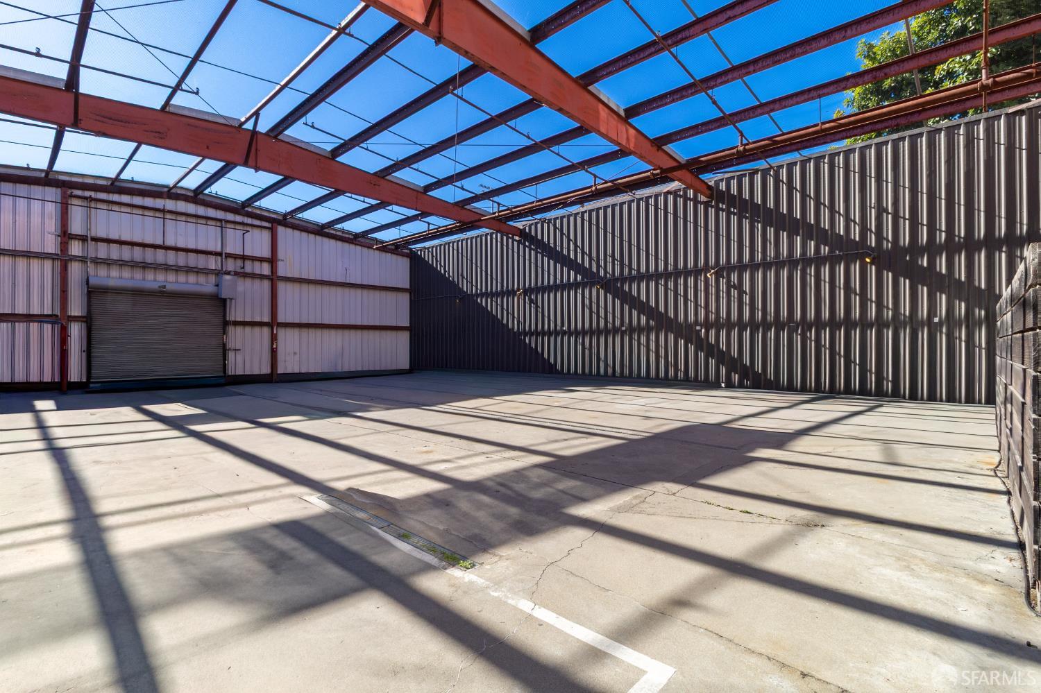 Detail Gallery Image 34 of 45 For 1018 4th Ave #118,  Oakland,  CA 94606 - 1 Beds | 1 Baths