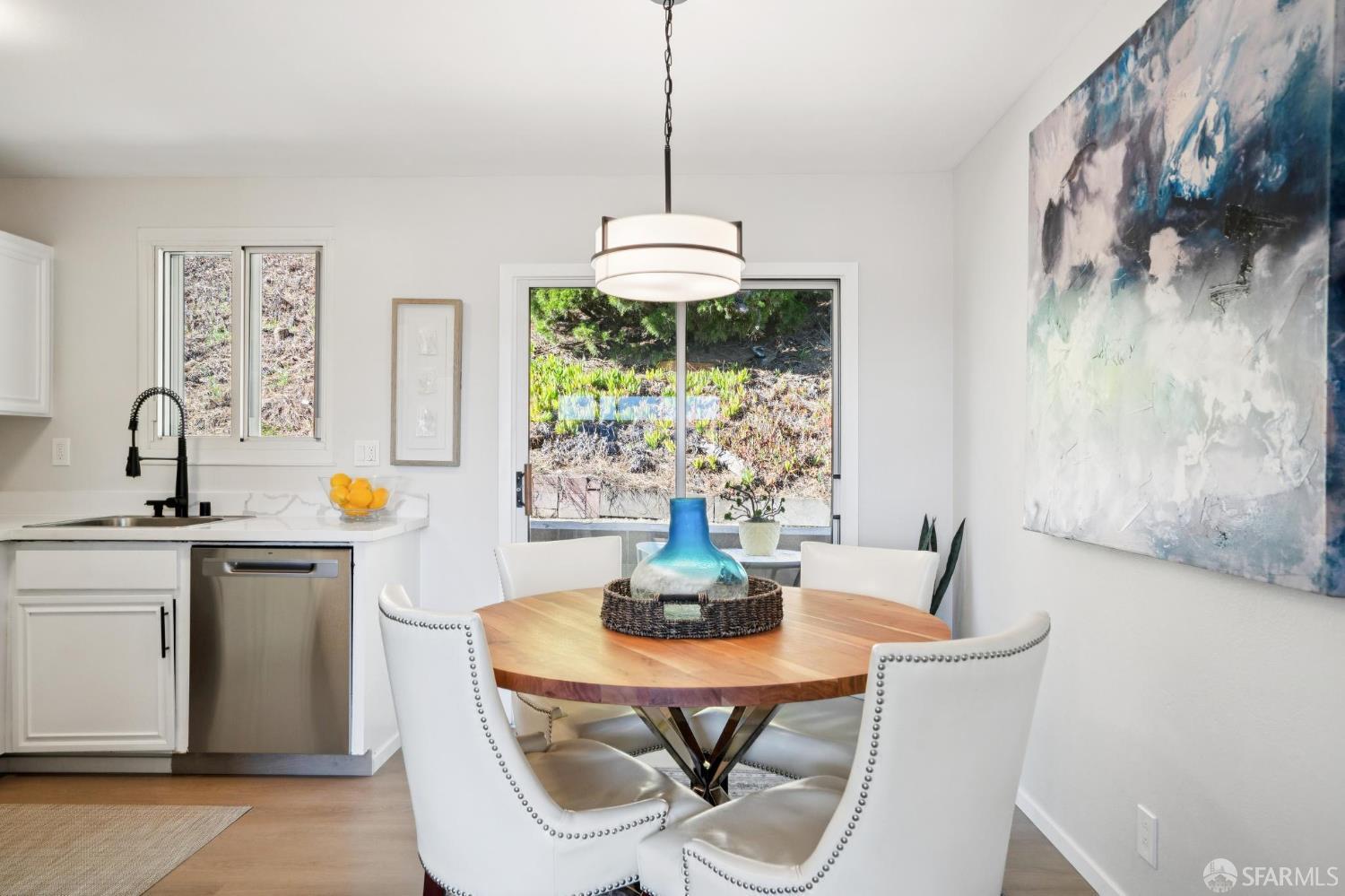 Detail Gallery Image 6 of 33 For 74 Penhurst Ave, Daly City,  CA 94015 - 3 Beds | 2 Baths