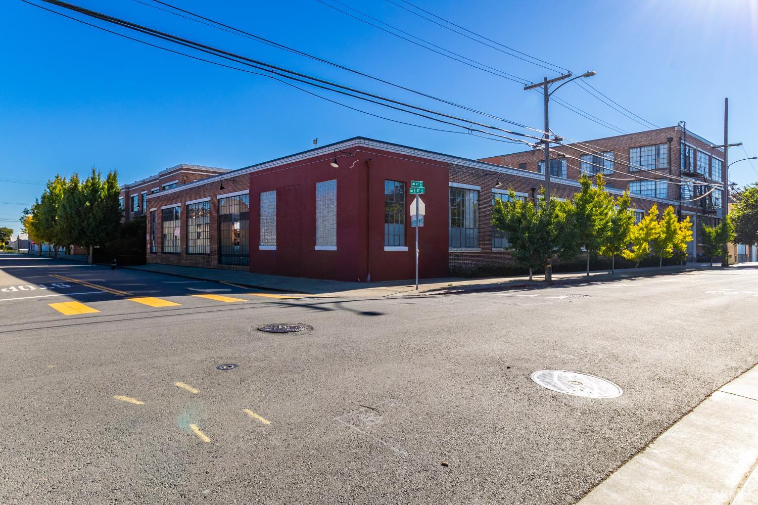 Detail Gallery Image 42 of 45 For 1018 4th Ave #118,  Oakland,  CA 94606 - 1 Beds | 1 Baths