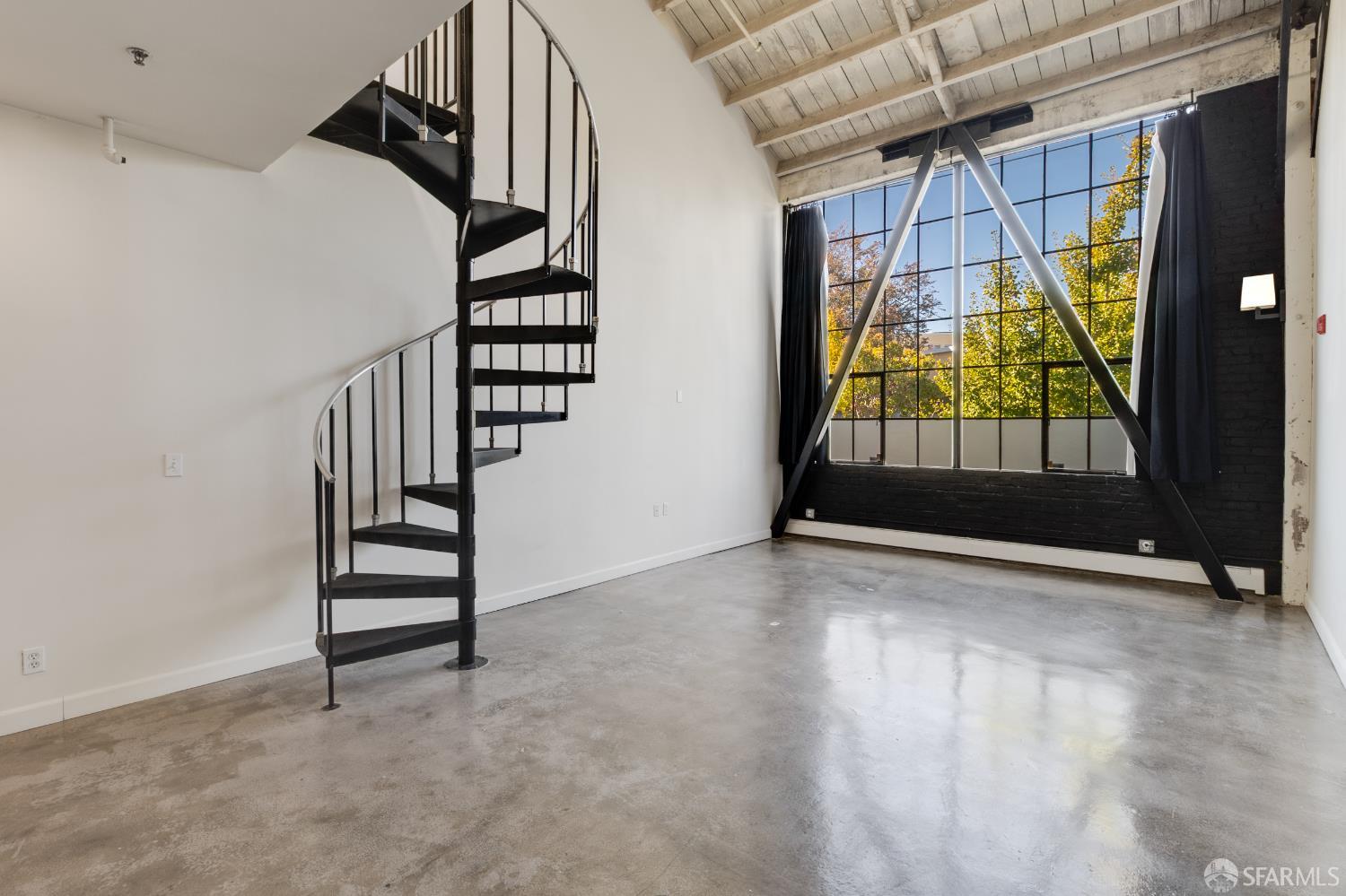 Detail Gallery Image 21 of 45 For 1018 4th Ave #118,  Oakland,  CA 94606 - 1 Beds | 1 Baths