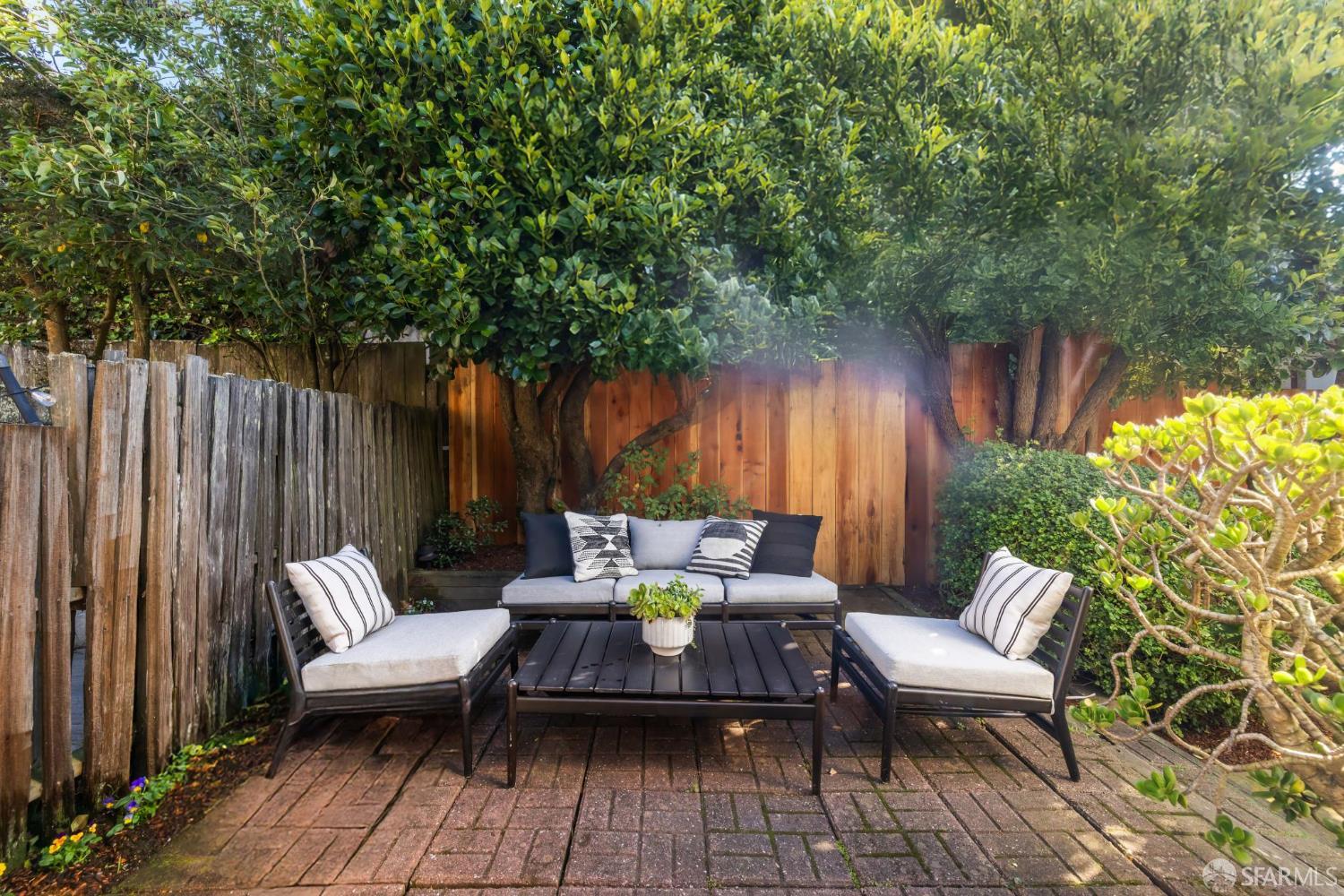 Detail Gallery Image 34 of 51 For 325 Wawona St, San Francisco,  CA 94127 - 2 Beds | 2 Baths