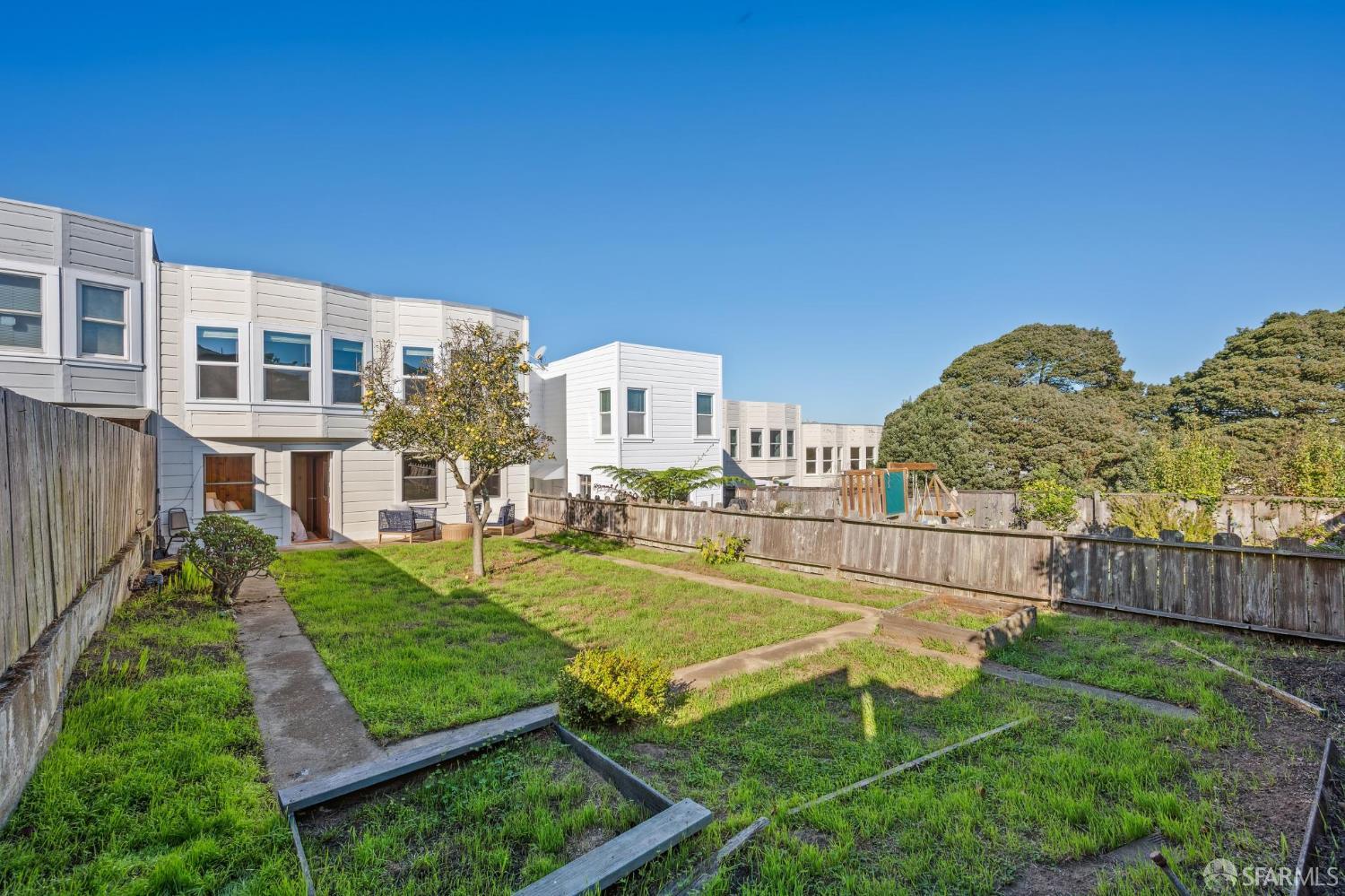 Detail Gallery Image 45 of 51 For 1850 23rd Ave, San Francisco,  CA 94122 - 3 Beds | 2/2 Baths