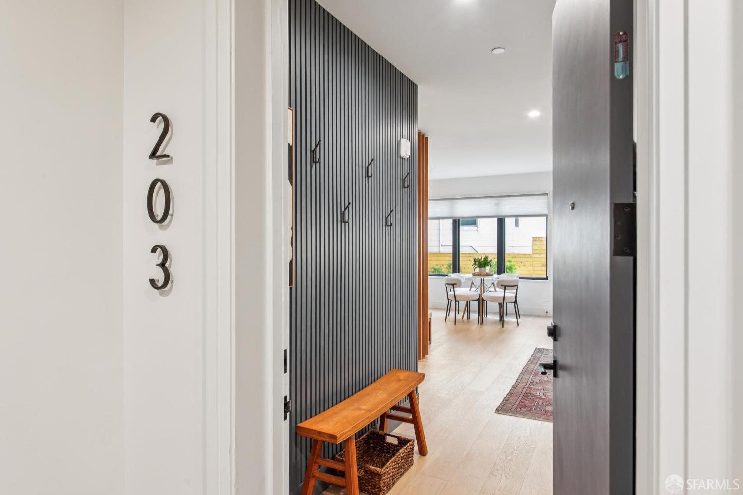 Front Image Thumbnail for SF425084781