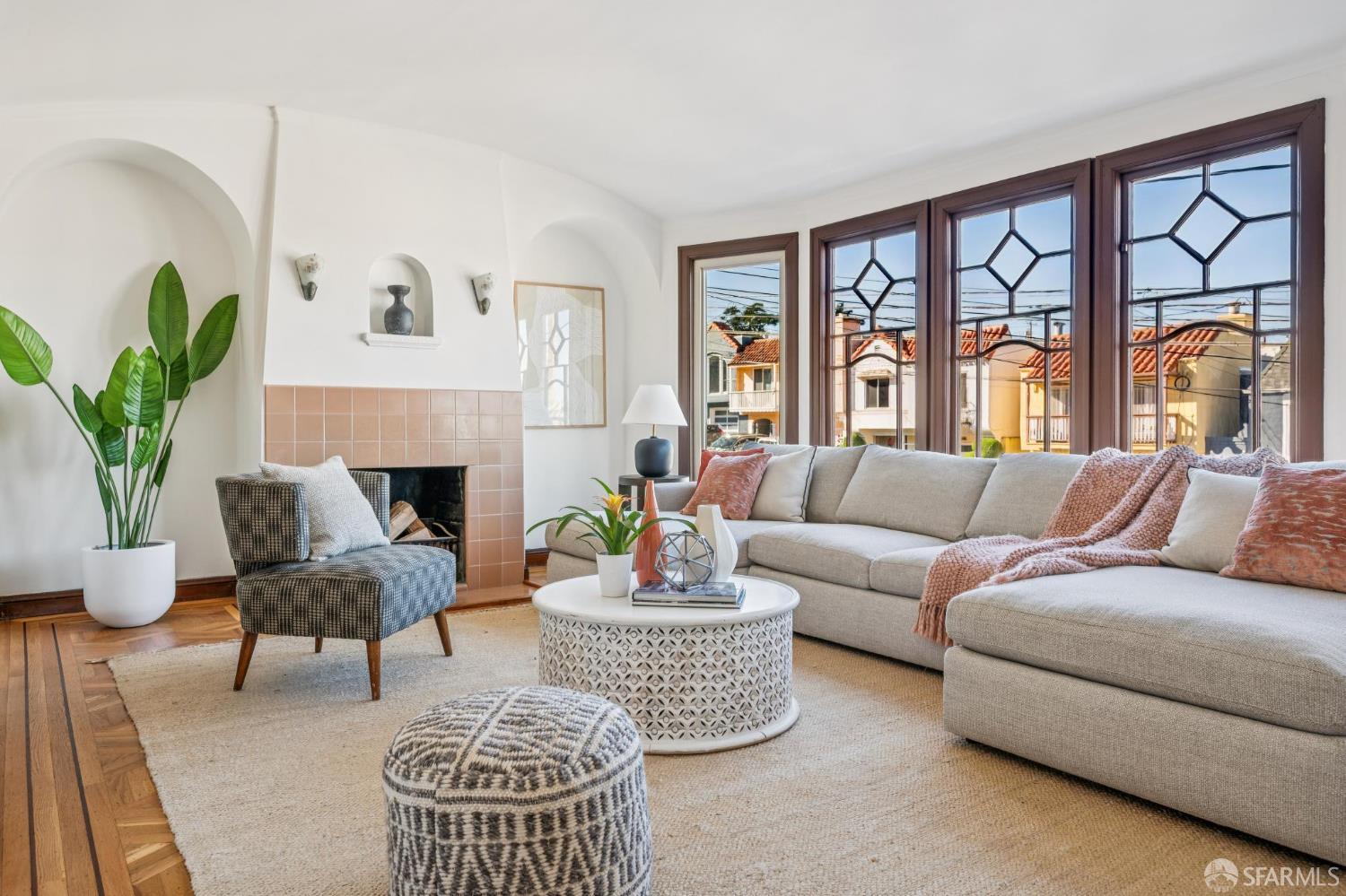 Detail Gallery Image 4 of 51 For 1850 23rd Ave, San Francisco,  CA 94122 - 3 Beds | 2/2 Baths