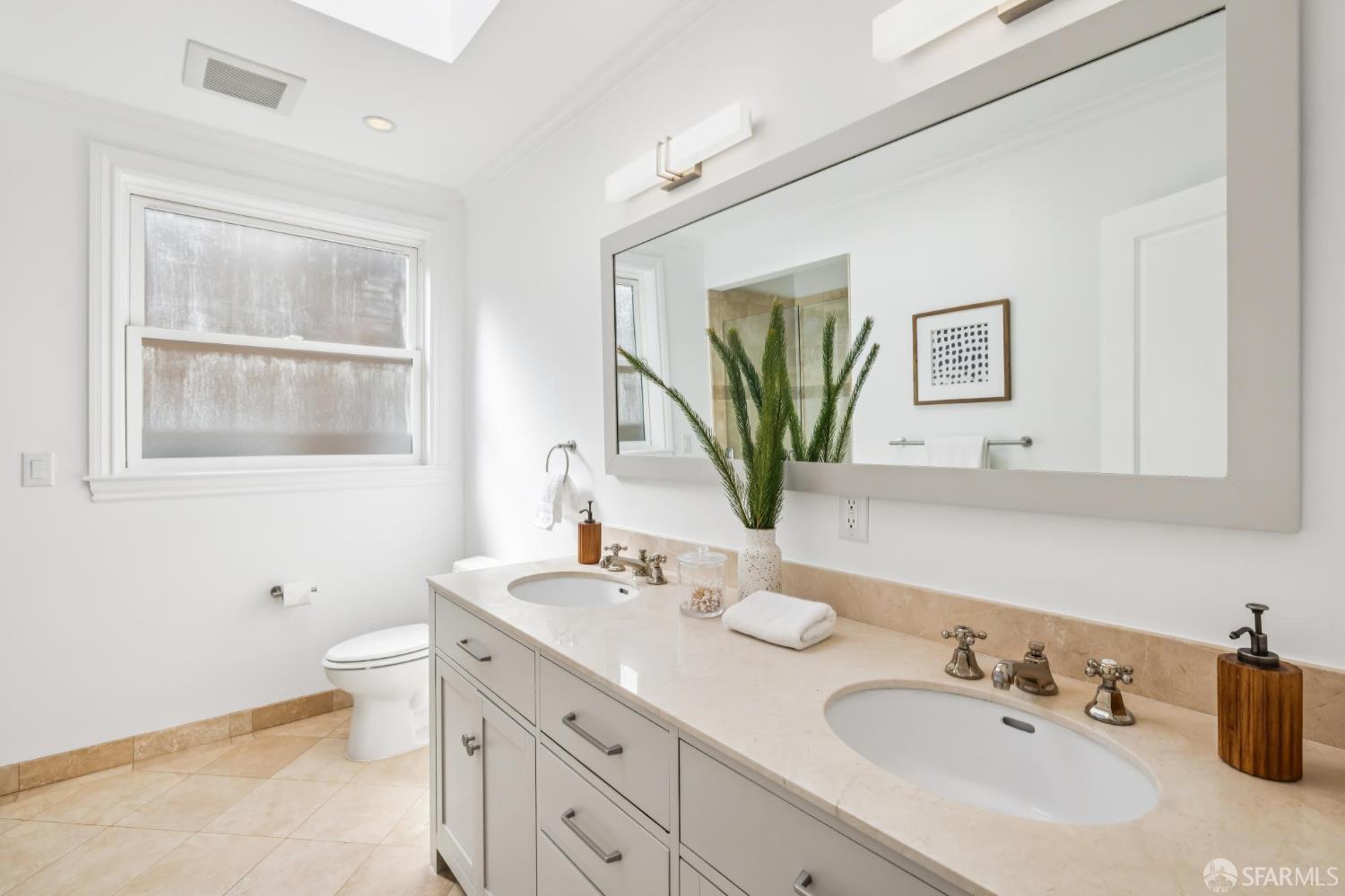 Detail Gallery Image 27 of 51 For 325 Wawona St, San Francisco,  CA 94127 - 2 Beds | 2 Baths