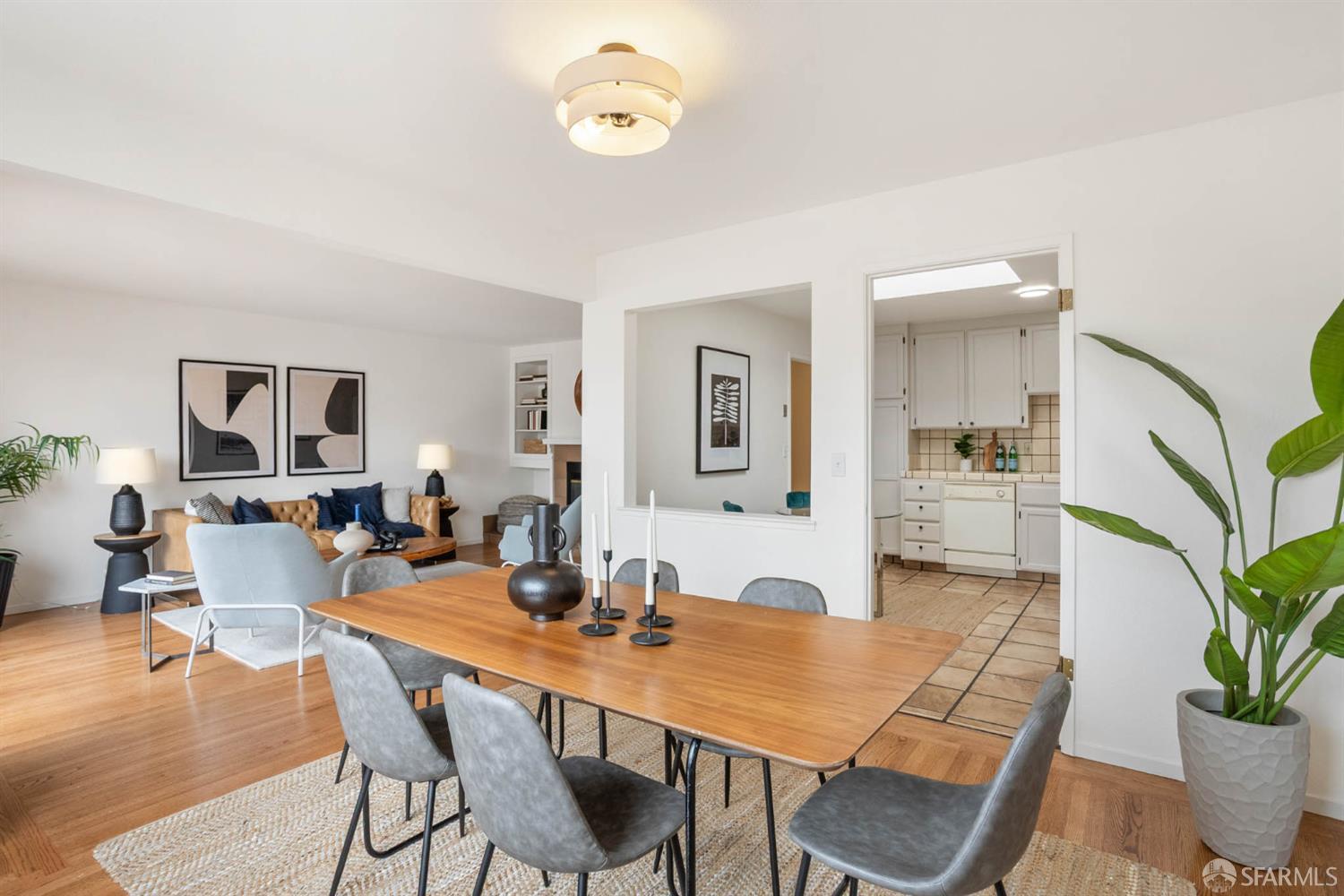 Detail Gallery Image 8 of 39 For 275 3rd Ave, Daly City,  CA 94014 - 4 Beds | 3 Baths