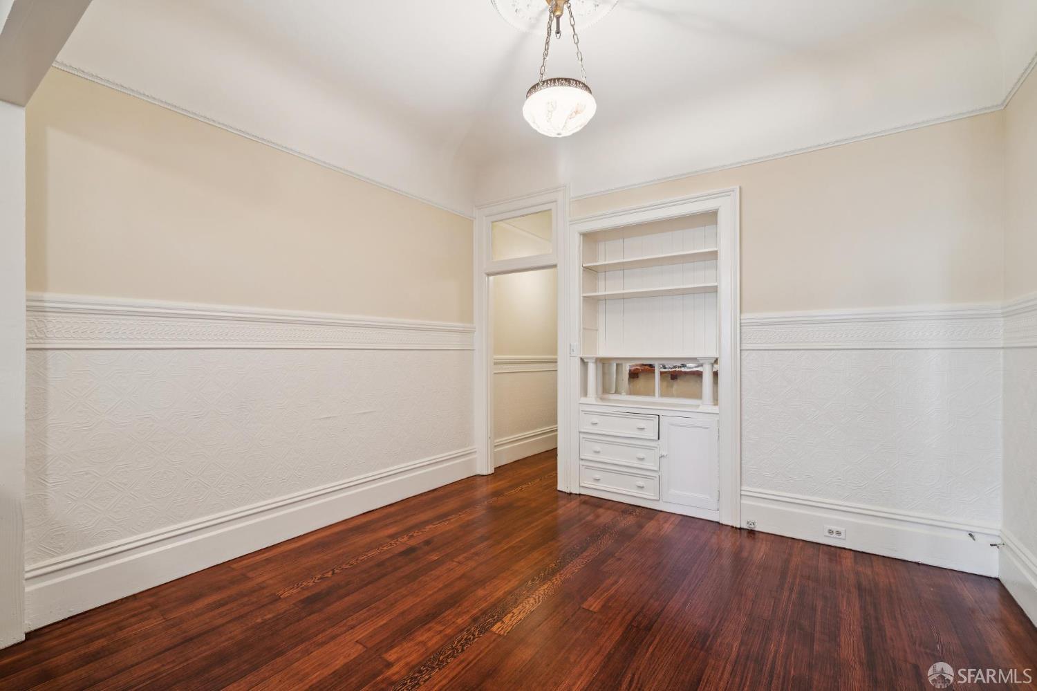 Photo #15: 425084992 Listing: Photo #15