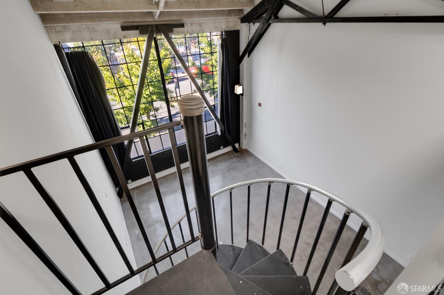 Detail Gallery Image 32 of 45 For 1018 4th Ave #118,  Oakland,  CA 94606 - 1 Beds | 1 Baths