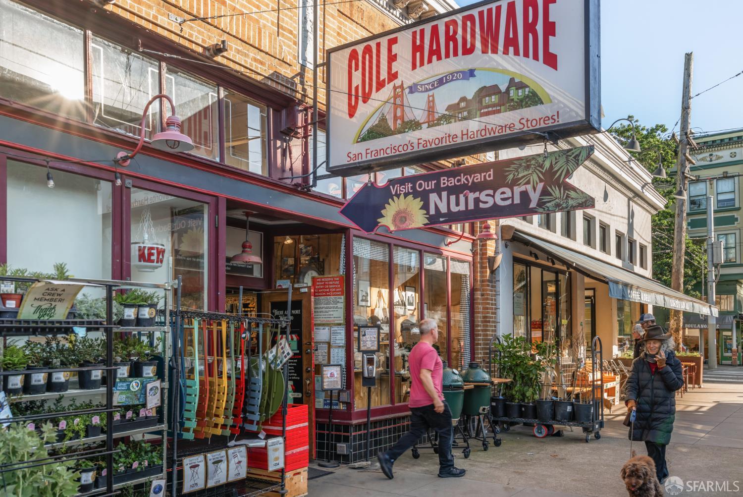 Detail Gallery Image 29 of 33 For 1010 Stanyan St #1,  San Francisco,  CA 94117 - 3 Beds | 2/1 Baths