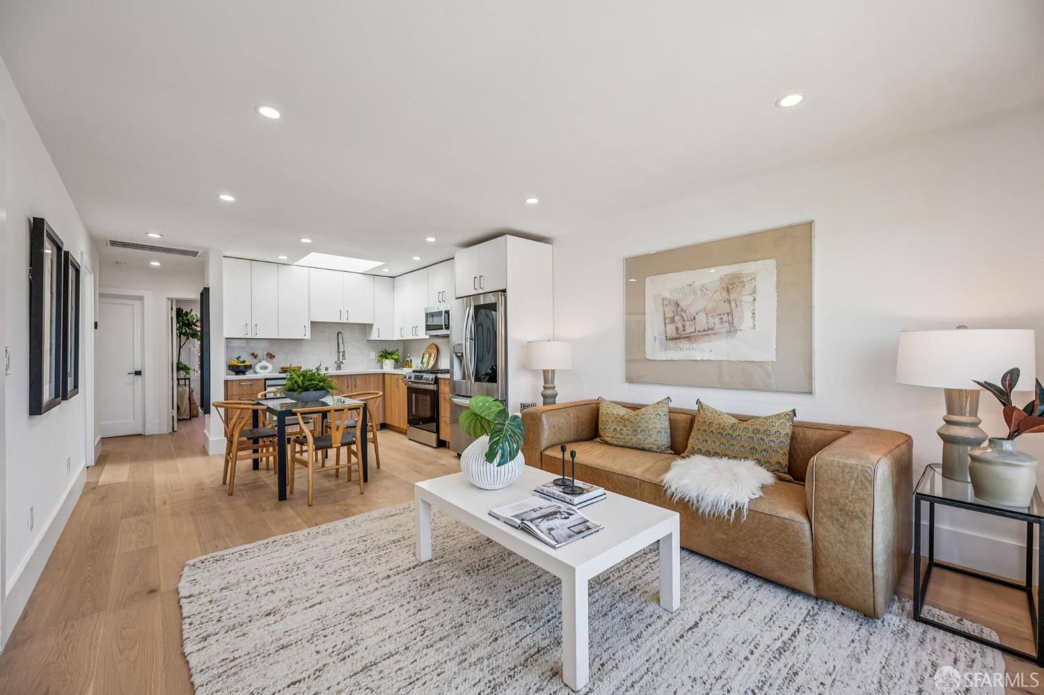 Detail Gallery Image 6 of 28 For 271 Prague St, San Francisco,  CA 94112 - 3 Beds | 2 Baths