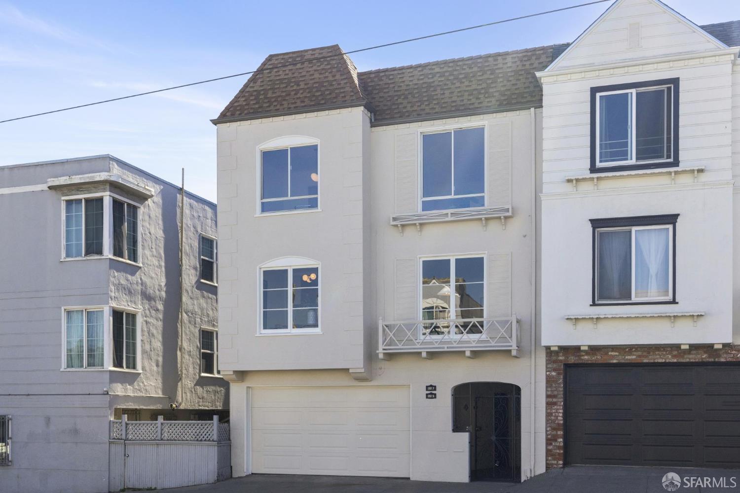 Detail Gallery Image 4 of 58 For 2015 Judah St, San Francisco,  CA 94122 - – Beds | – Baths