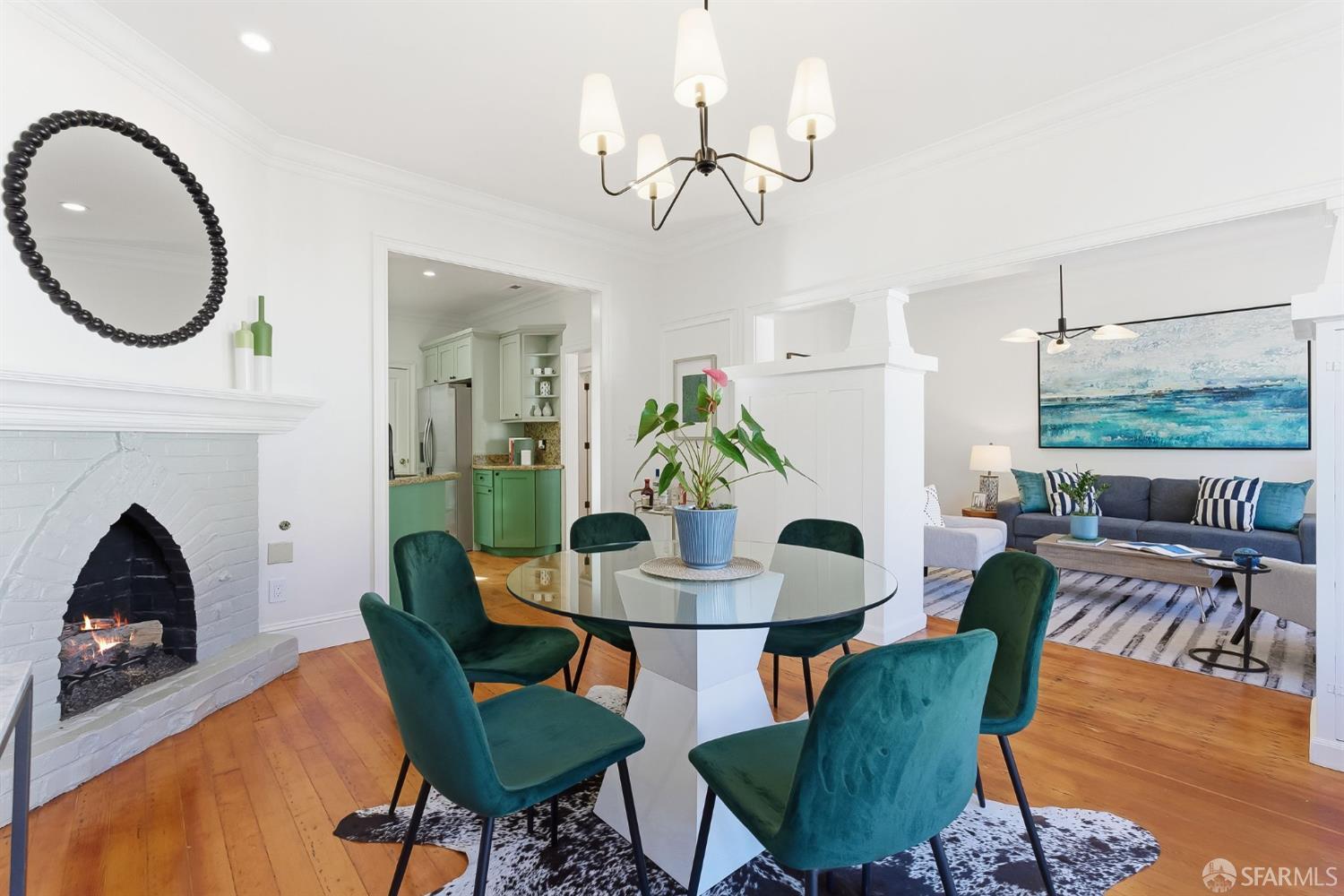 Photo #9: 425084755 Listing: Photo #9