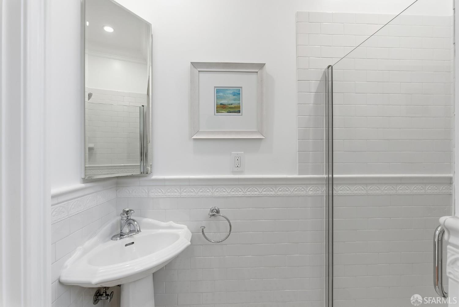 Photo #22: 425084755 Listing: Photo #22