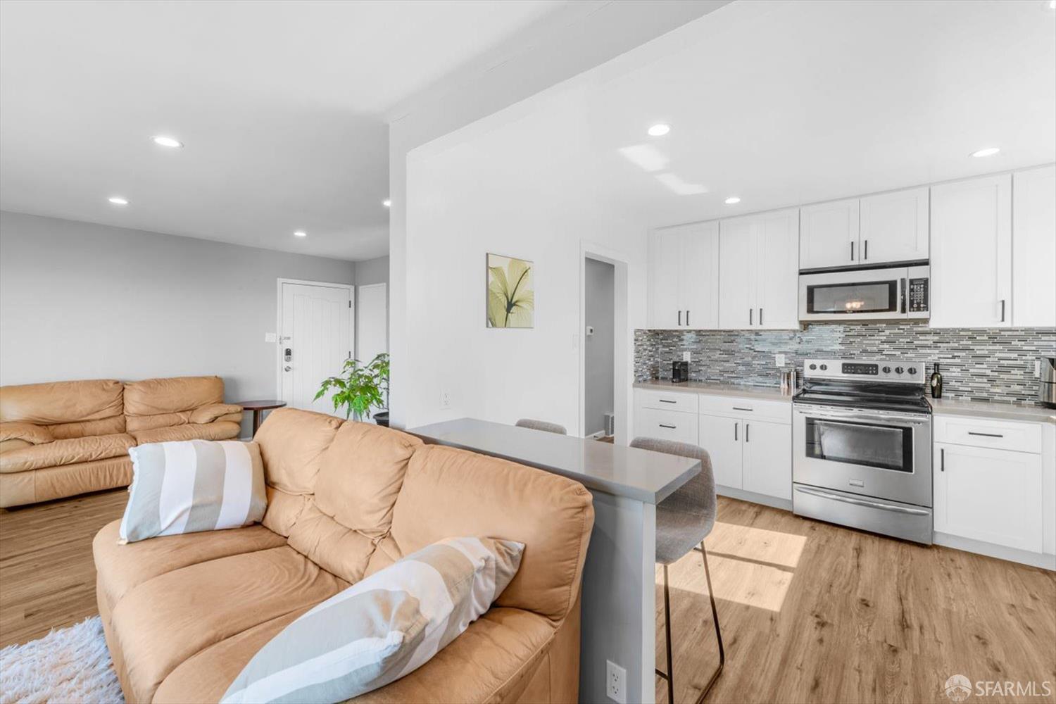 Detail Gallery Image 11 of 45 For 47 Longview Dr, Daly City,  CA 94015 - 3 Beds | 2 Baths