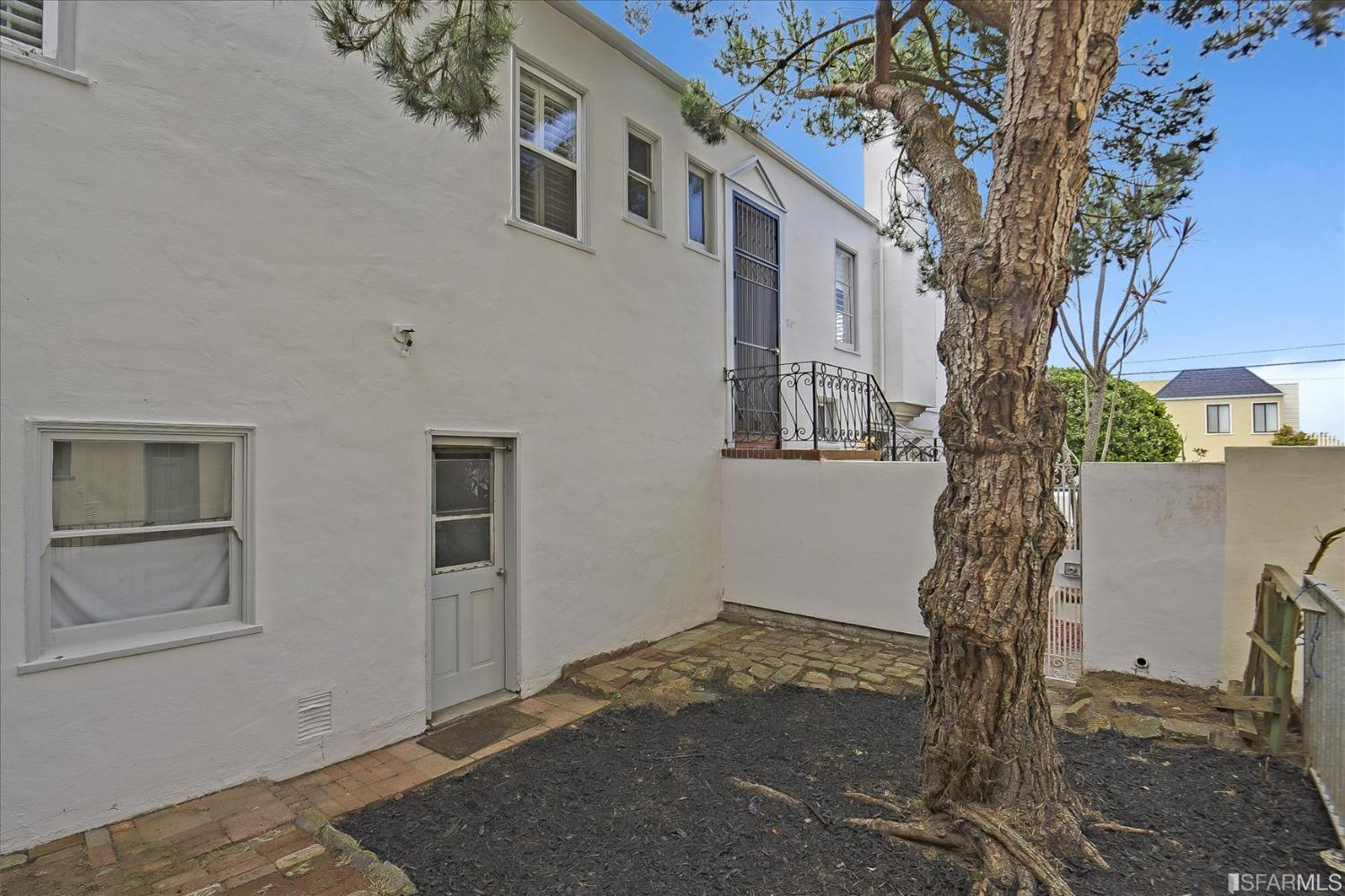 Detail Gallery Image 51 of 57 For 1845 Pacheco St, San Francisco,  CA 94116 - 3 Beds | 2 Baths