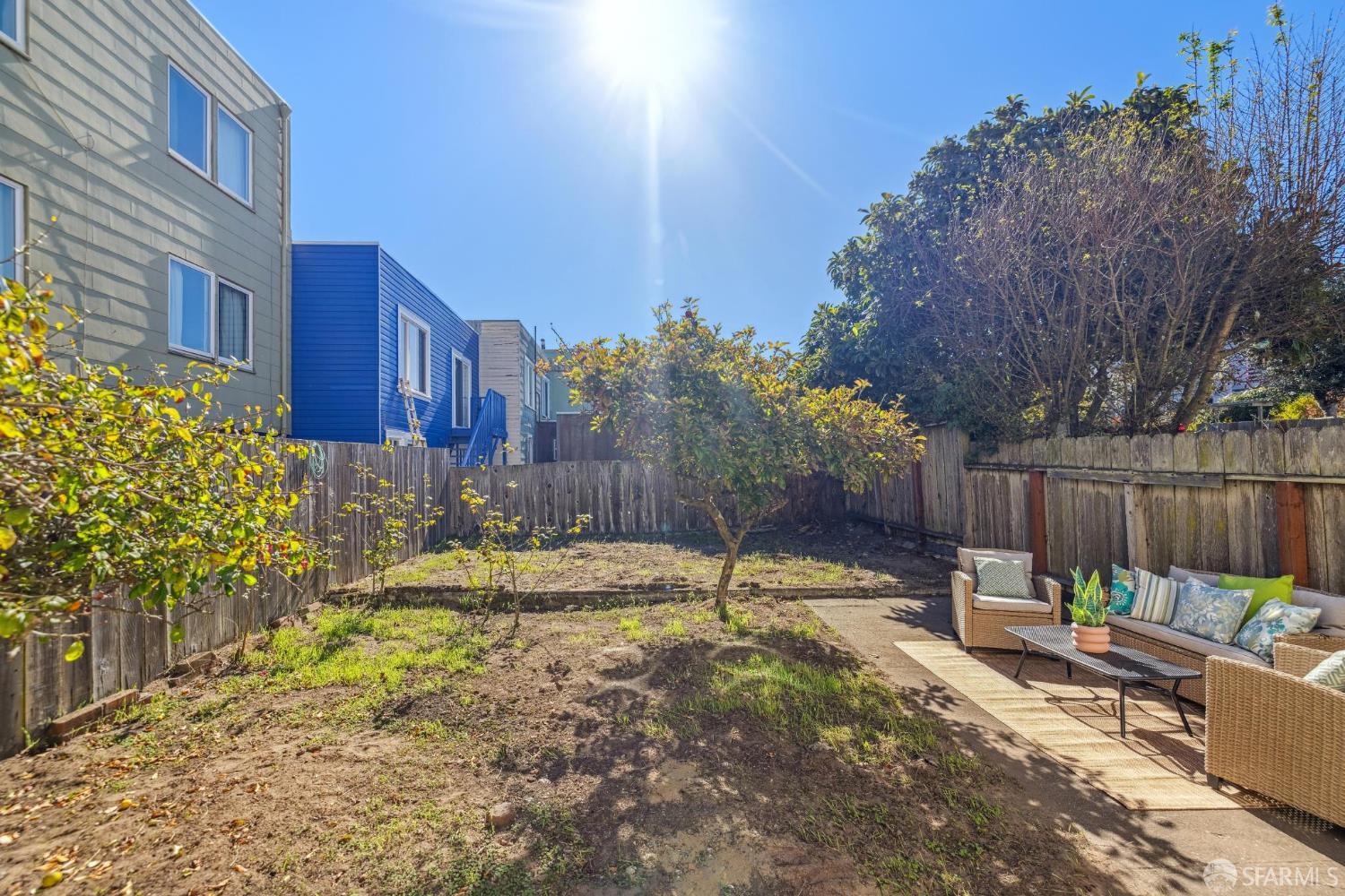 Detail Gallery Image 25 of 58 For 2015 Judah St, San Francisco,  CA 94122 - – Beds | – Baths