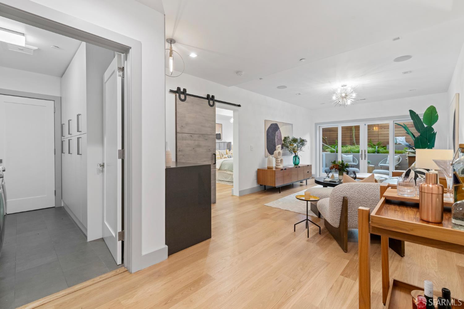 Detail Gallery Image 33 of 77 For 4660 18th St, San Francisco,  CA 94114 - 3 Beds | 3/1 Baths