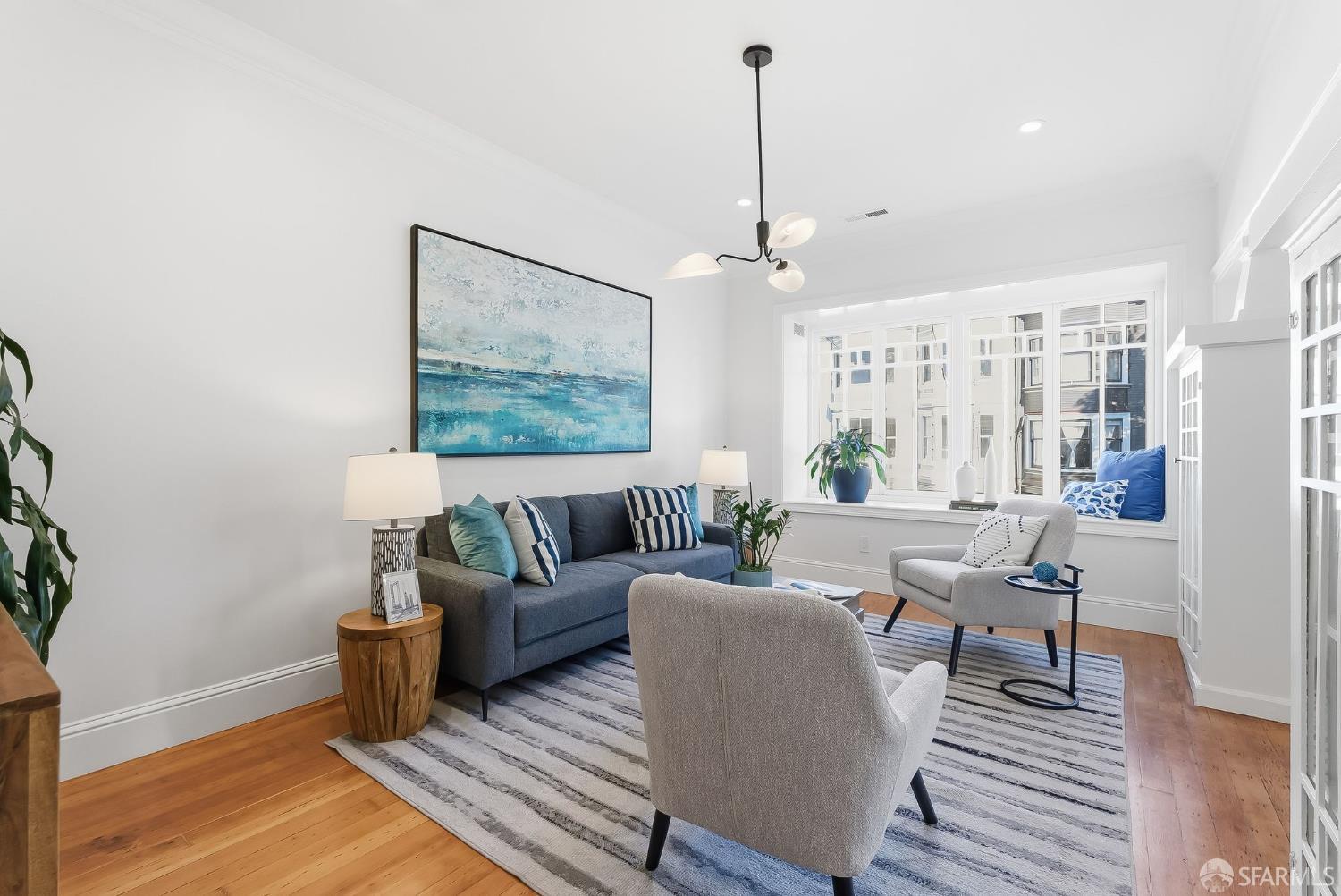 Photo #5: 425084755 Listing: Photo #5