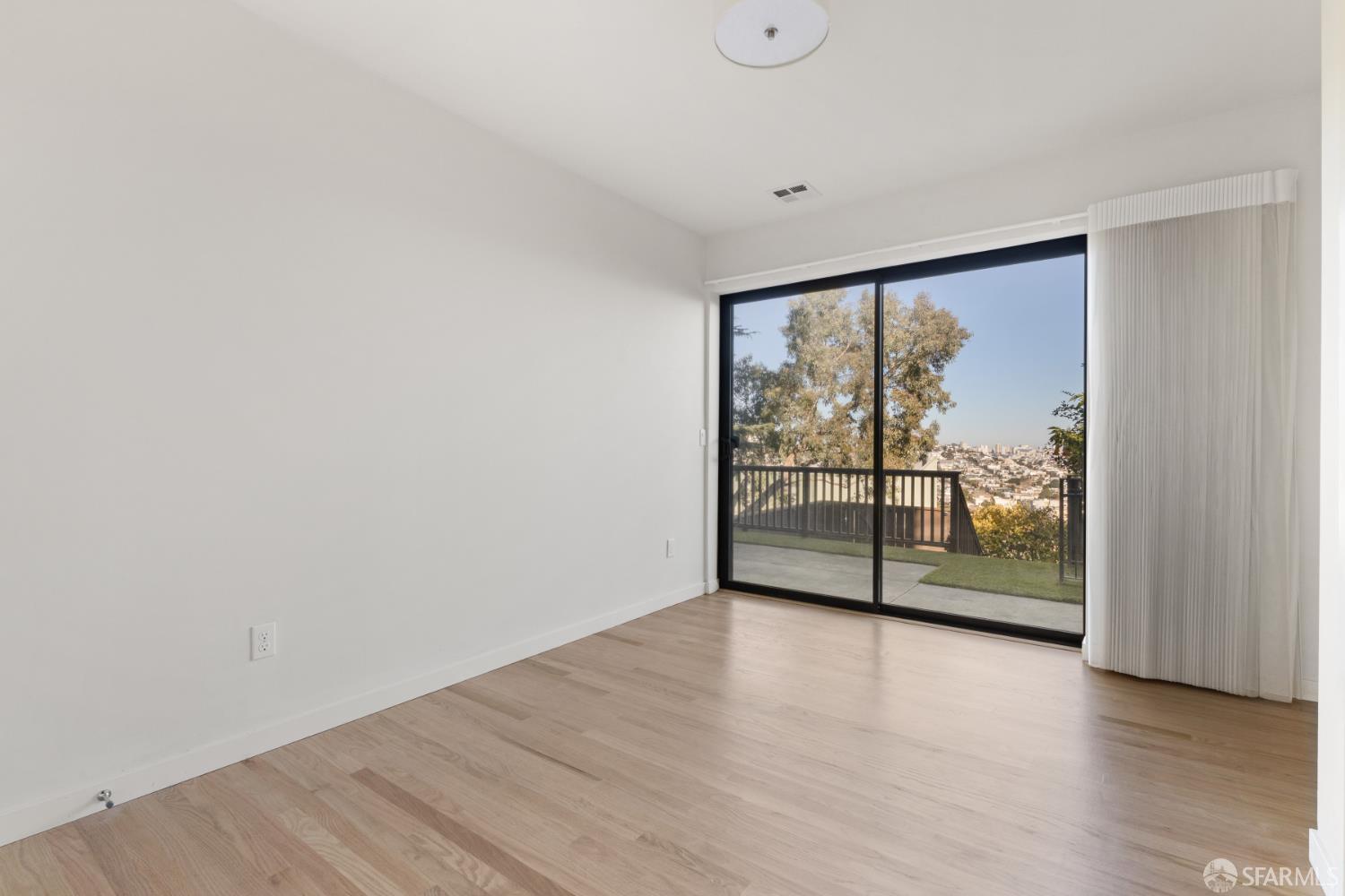 Detail Gallery Image 40 of 48 For 37 Miguel St #6,  San Francisco,  CA 94131 - 3 Beds | 3 Baths