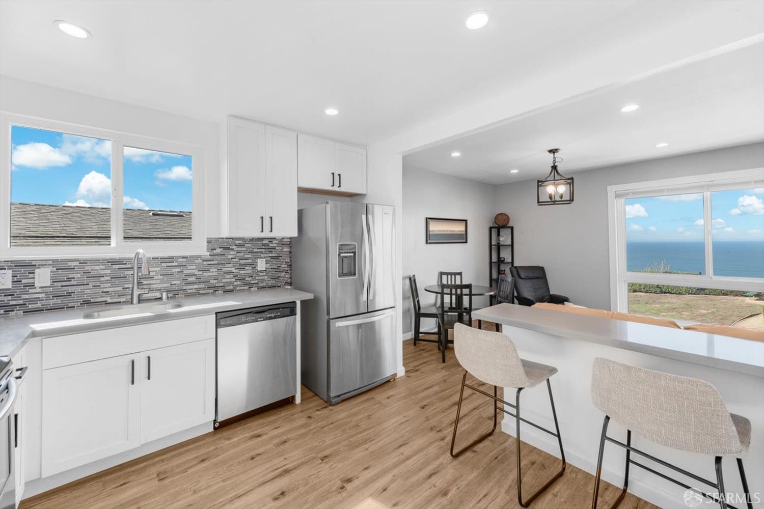 Detail Gallery Image 14 of 45 For 47 Longview Dr, Daly City,  CA 94015 - 3 Beds | 2 Baths