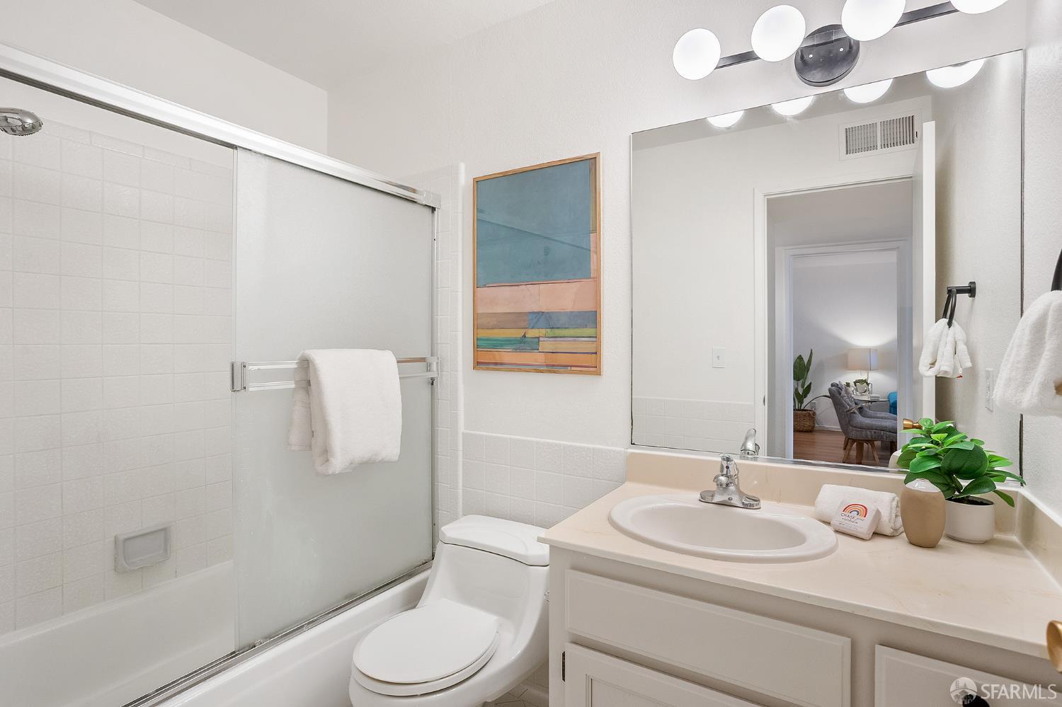 Detail Gallery Image 31 of 39 For 275 3rd Ave, Daly City,  CA 94014 - 4 Beds | 3 Baths