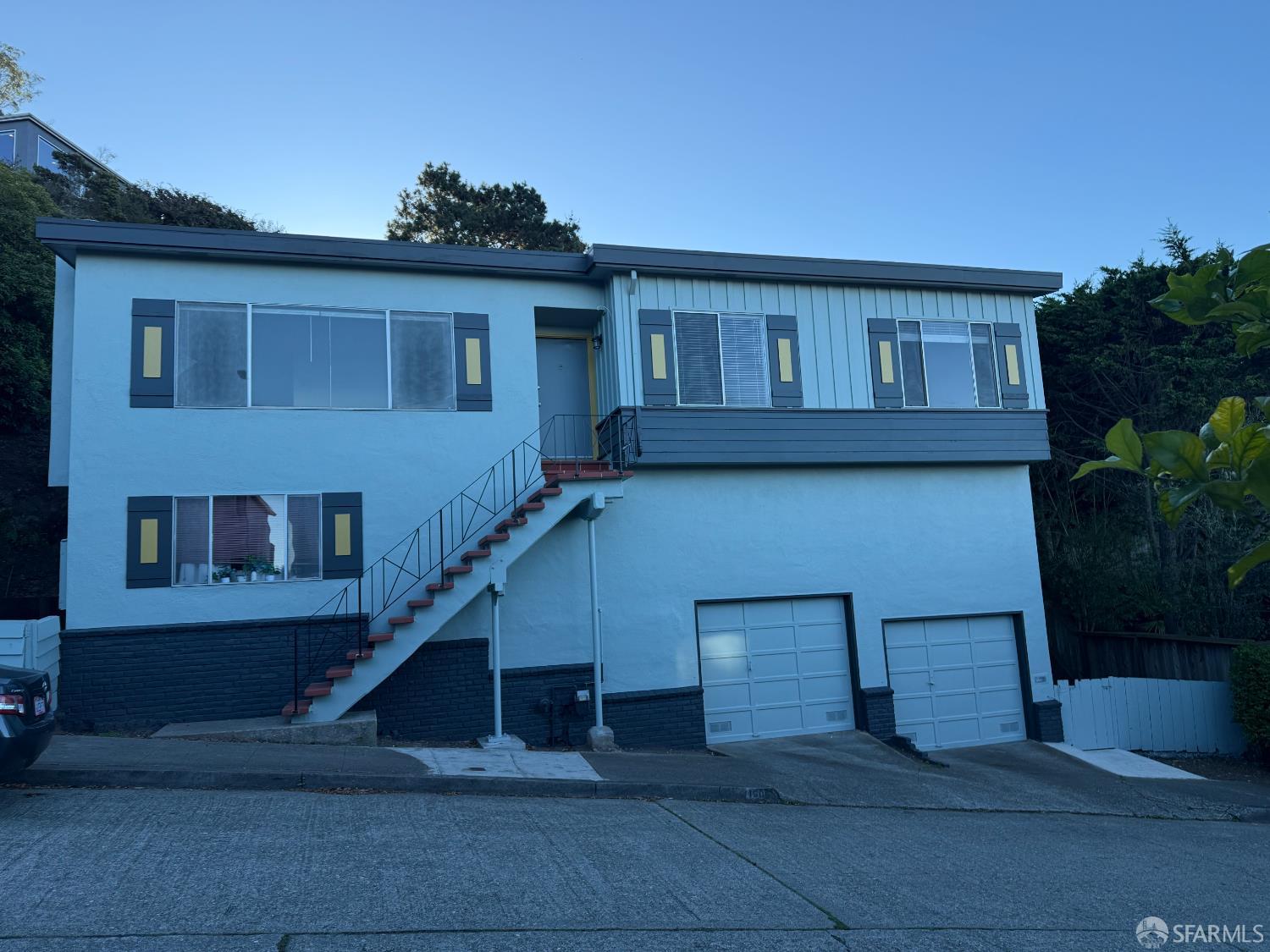 Front Image Thumbnail for SF425064524