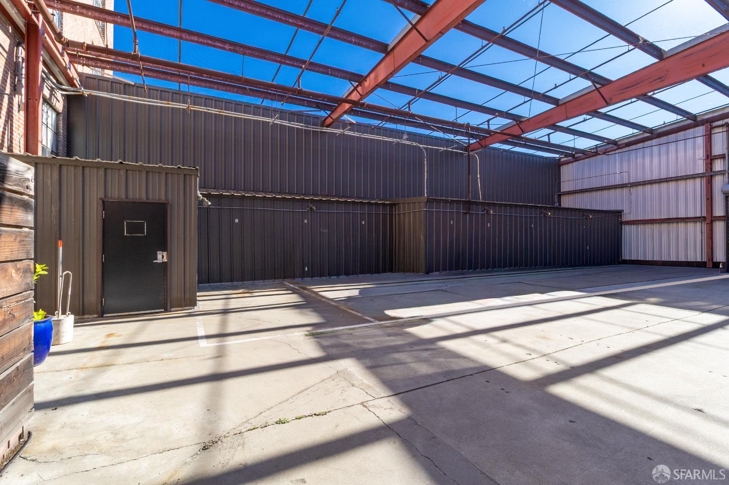 Detail Gallery Image 35 of 45 For 1018 4th Ave #118,  Oakland,  CA 94606 - 1 Beds | 1 Baths