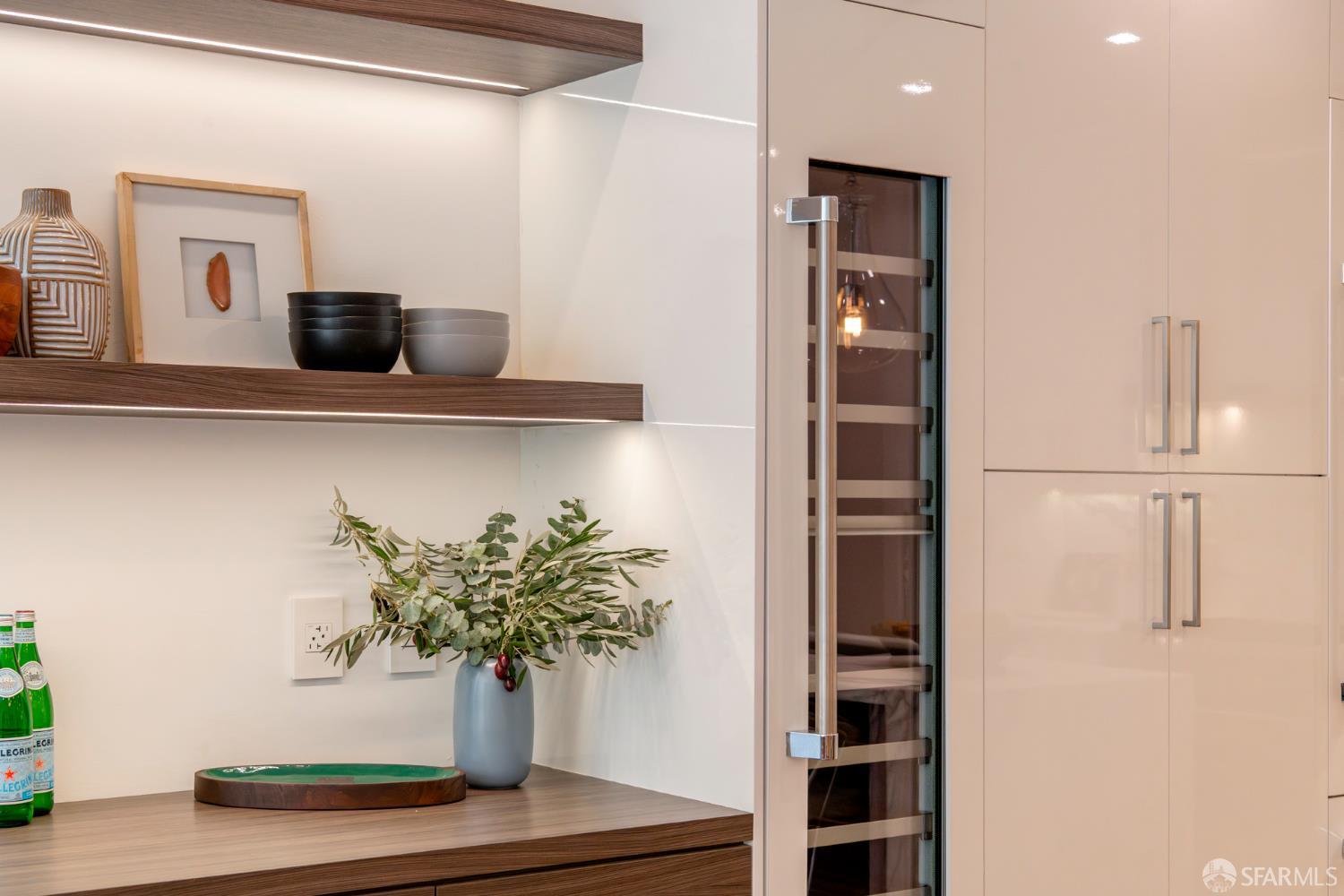 Detail Gallery Image 69 of 77 For 4660 18th St, San Francisco,  CA 94114 - 3 Beds | 3/1 Baths