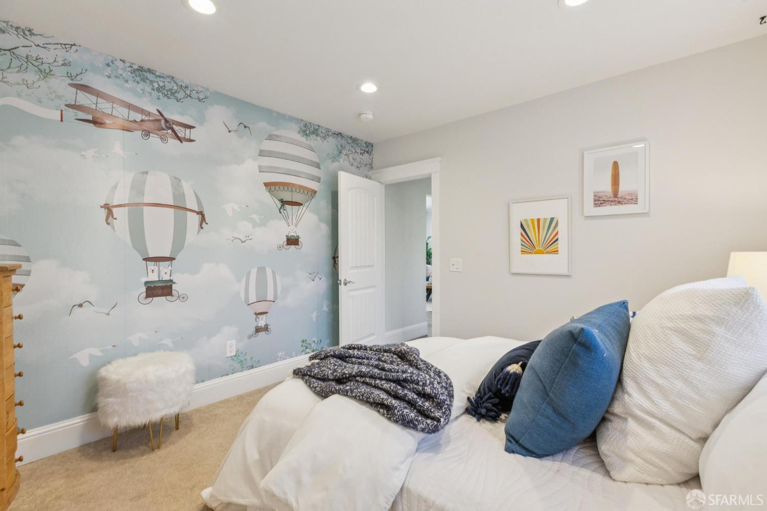 Detail Gallery Image 33 of 47 For 165 W Macarthur Blvd, Oakland,  CA 94611 - 3 Beds | 2/1 Baths