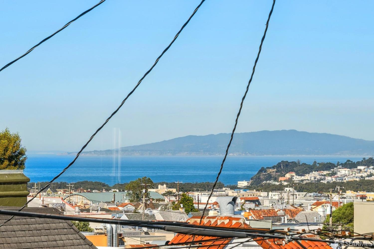 Detail Gallery Image 8 of 51 For 1850 23rd Ave, San Francisco,  CA 94122 - 3 Beds | 2/2 Baths