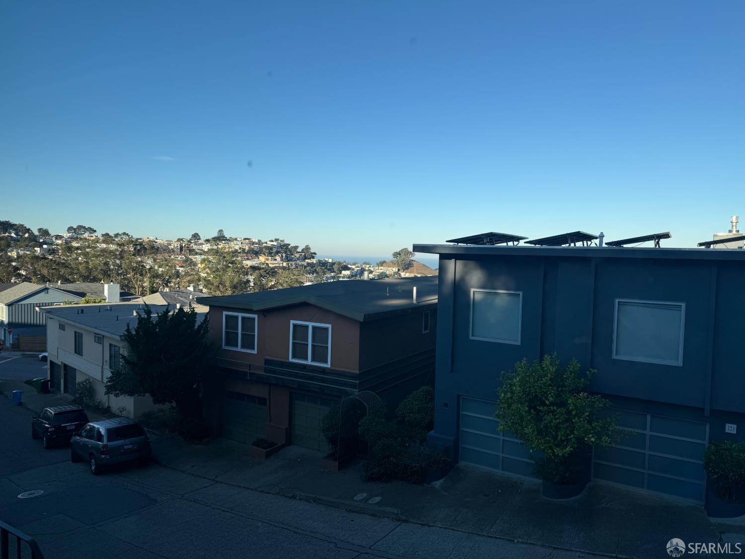 Detail Gallery Image 7 of 20 For 160 Devonshire Way, San Francisco,  CA 94131 - 3 Beds | 2 Baths