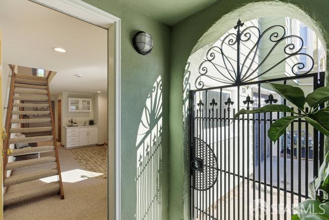 Detail Gallery Image 63 of 85 For 131 Brussels St, San Francisco,  CA 94134 - 4 Beds | 3 Baths