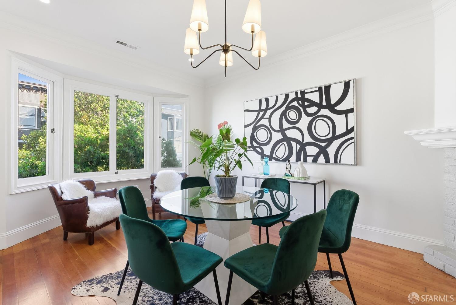 Photo #8: 425084755 Listing: Photo #8