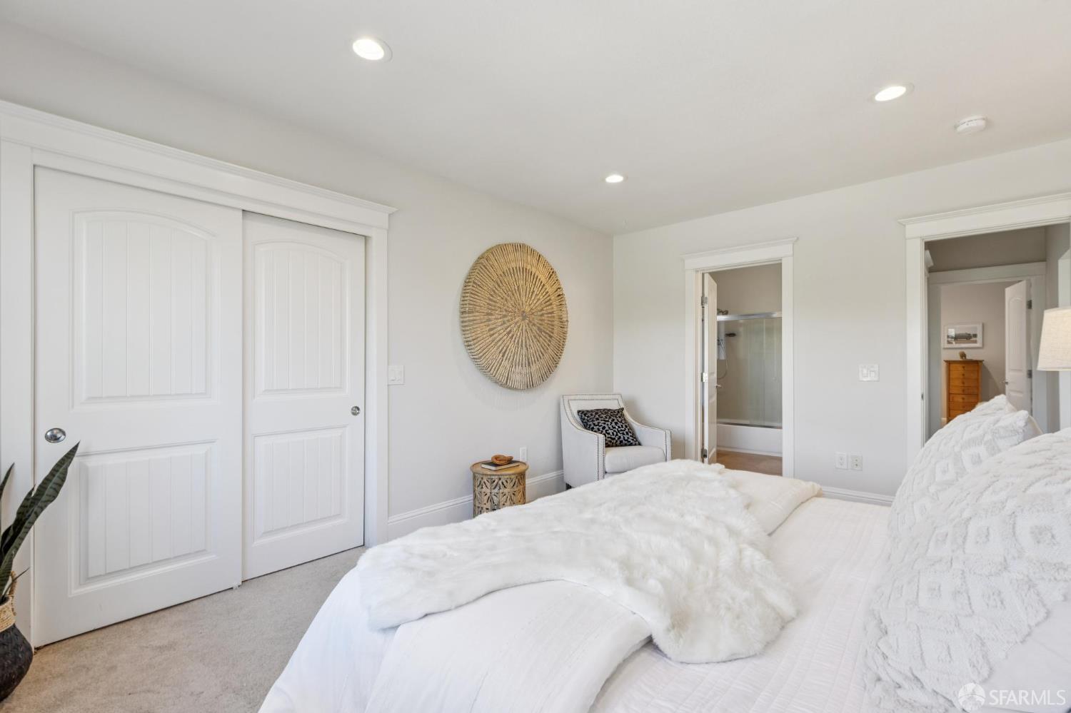 Detail Gallery Image 29 of 47 For 165 W Macarthur Blvd, Oakland,  CA 94611 - 3 Beds | 2/1 Baths