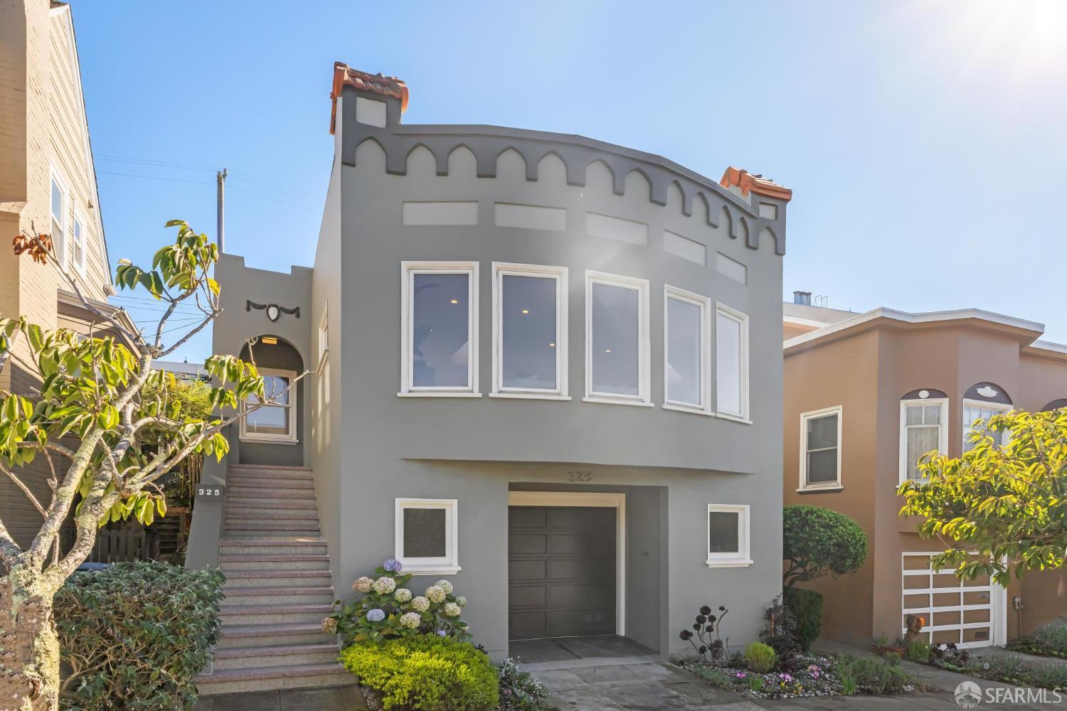 Detail Gallery Image 2 of 51 For 325 Wawona St, San Francisco,  CA 94127 - 2 Beds | 2 Baths